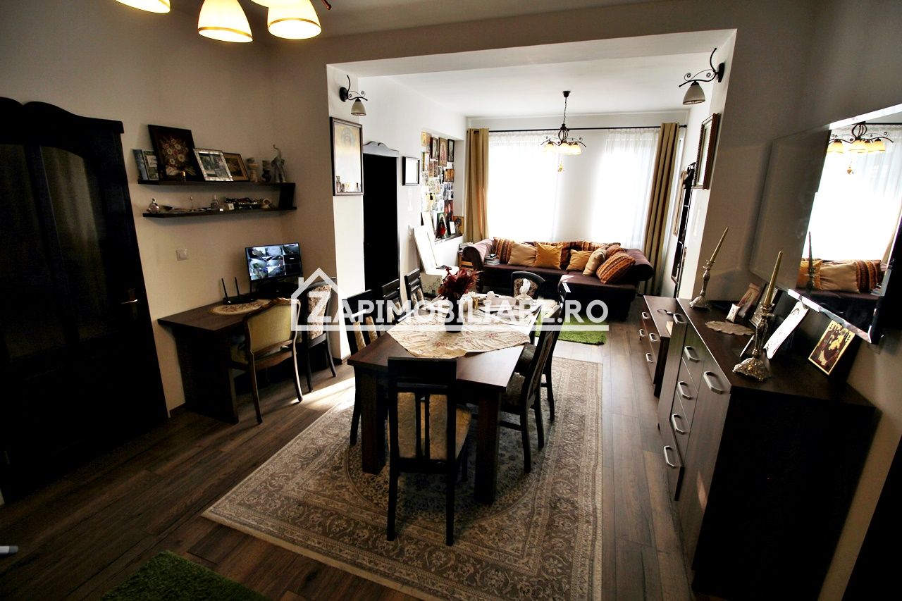 Casa 8 camere,4 bai,482mp,1.100mp teren,2 garaje,0% comision — fotografia 19