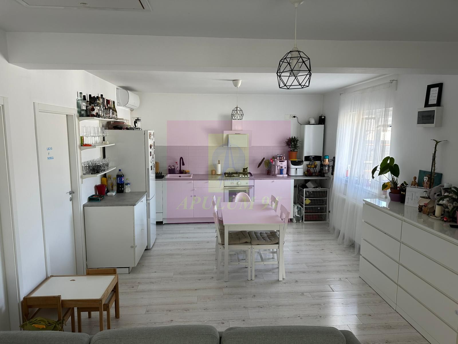 Casă 3 camere + dependințe, curte 380, Săbăreni — fotografia 6