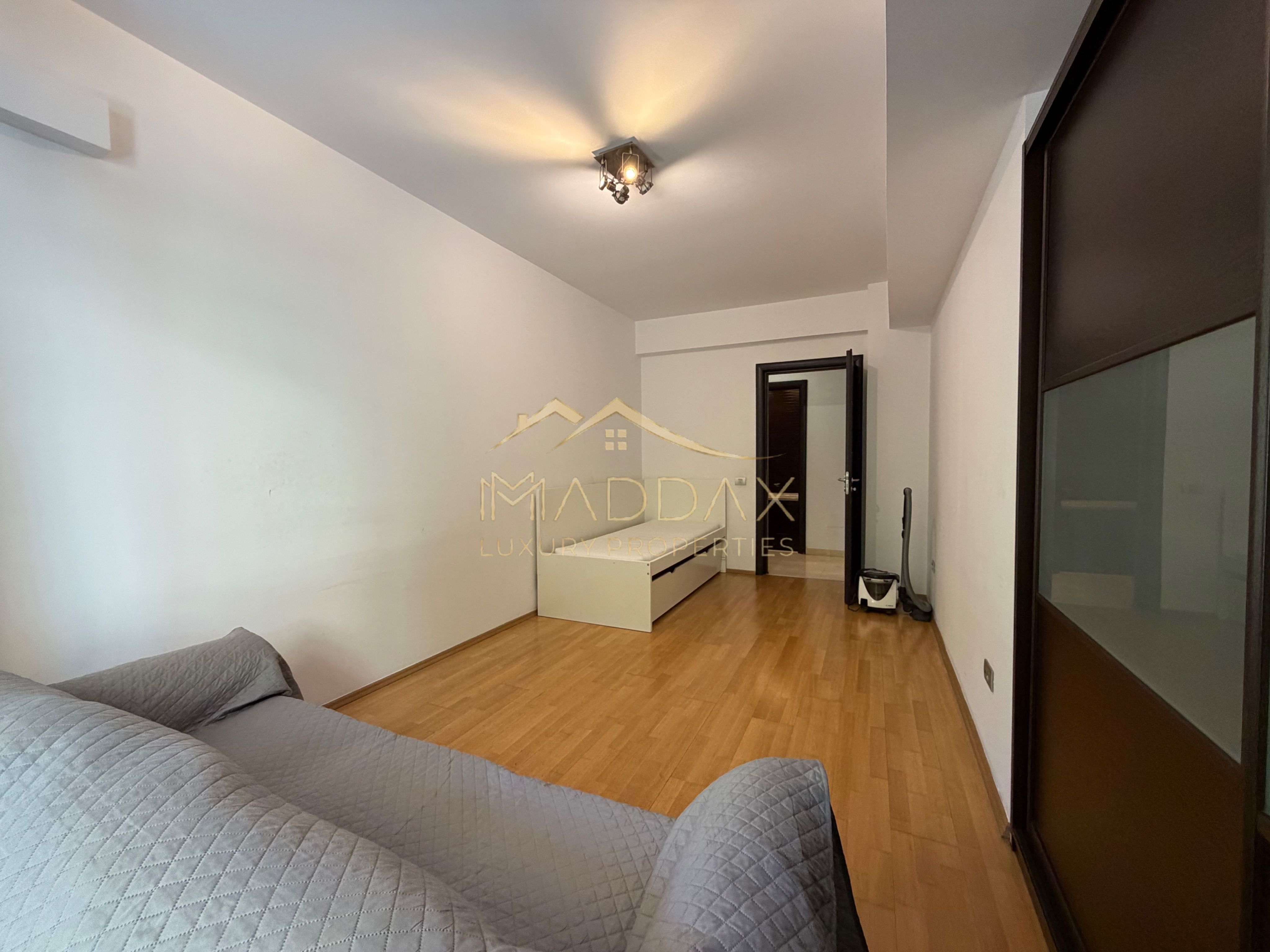 Apartament de închiriat / 3 camere lux *144m*  / Herastrau — fotografia 12