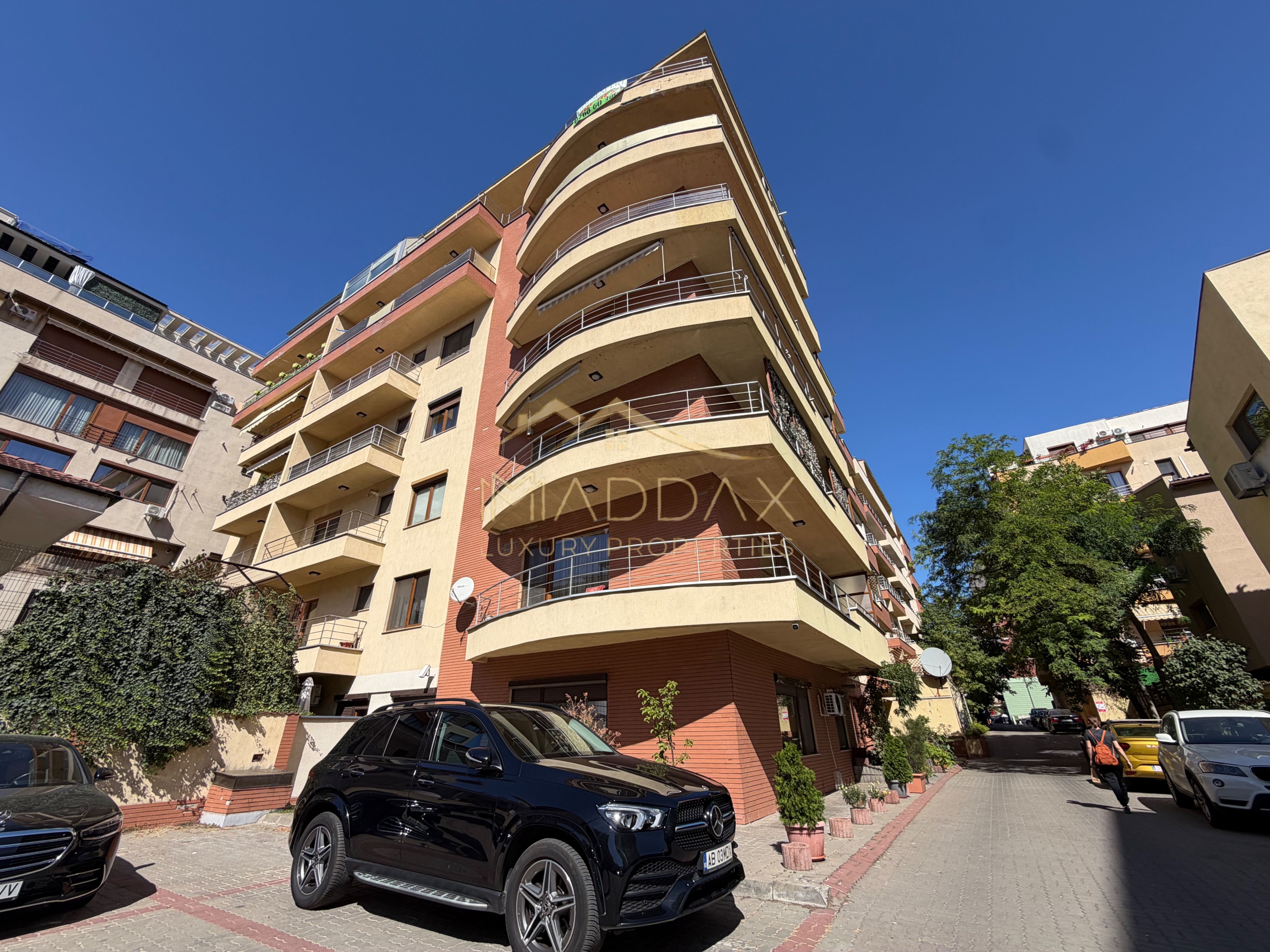 Apartament de închiriat / 3 camere lux *144m*  / Herastrau — fotografia 32