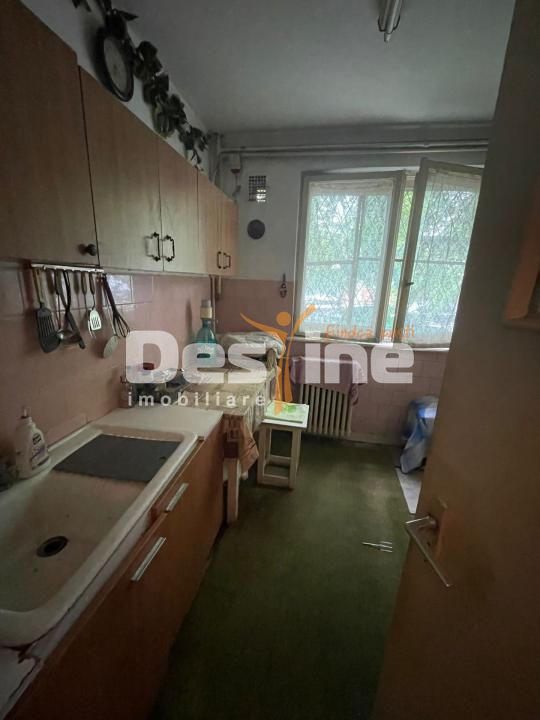 APARTAMENTt 3 CAMERE DE VANZARE - Parter -GIULESTI — fotografia 8