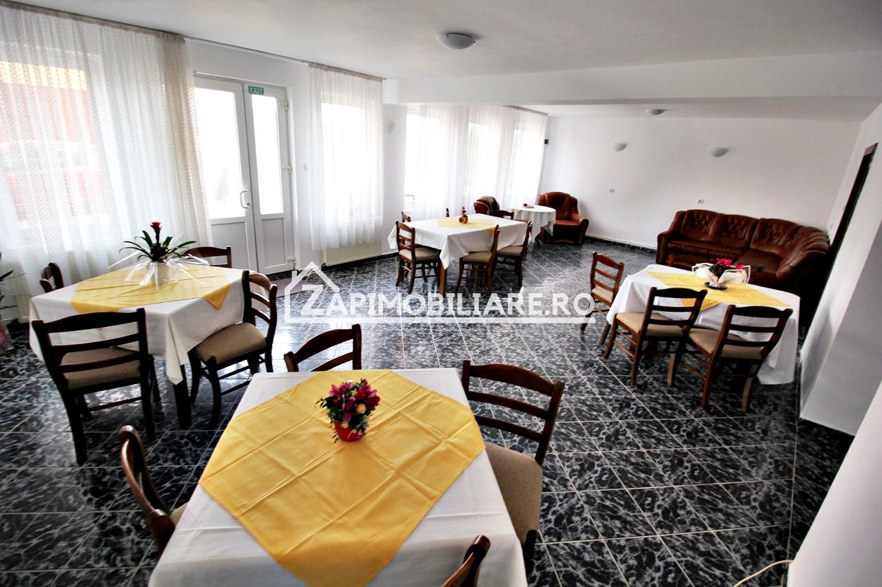 Casa 4 camere,4 bai,1 bucatarie,1 living,120 mp,500mp teren — fotografia 2