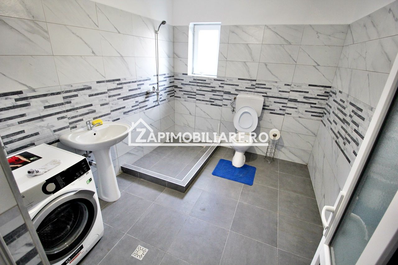 Casa 4 camere,4 bai,1 bucatarie,1 living,120 mp,500mp teren — fotografia 4