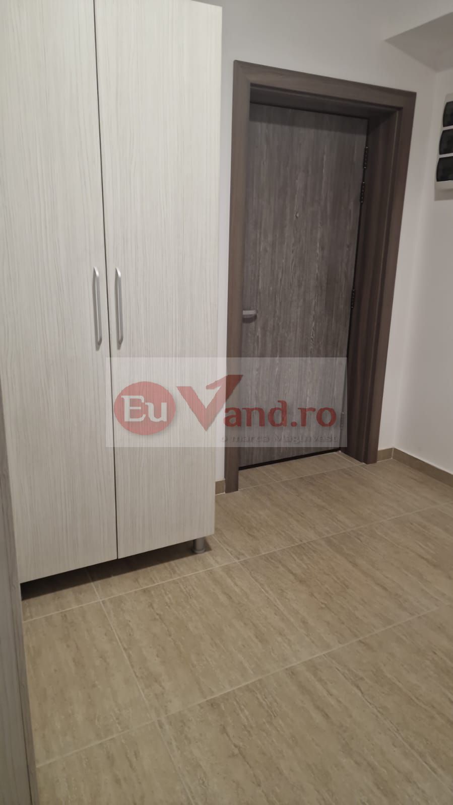De inchiriat apartament cu 2 camere bloc nou, Anul revolutiei, et.1, 450 E — fotografia 2