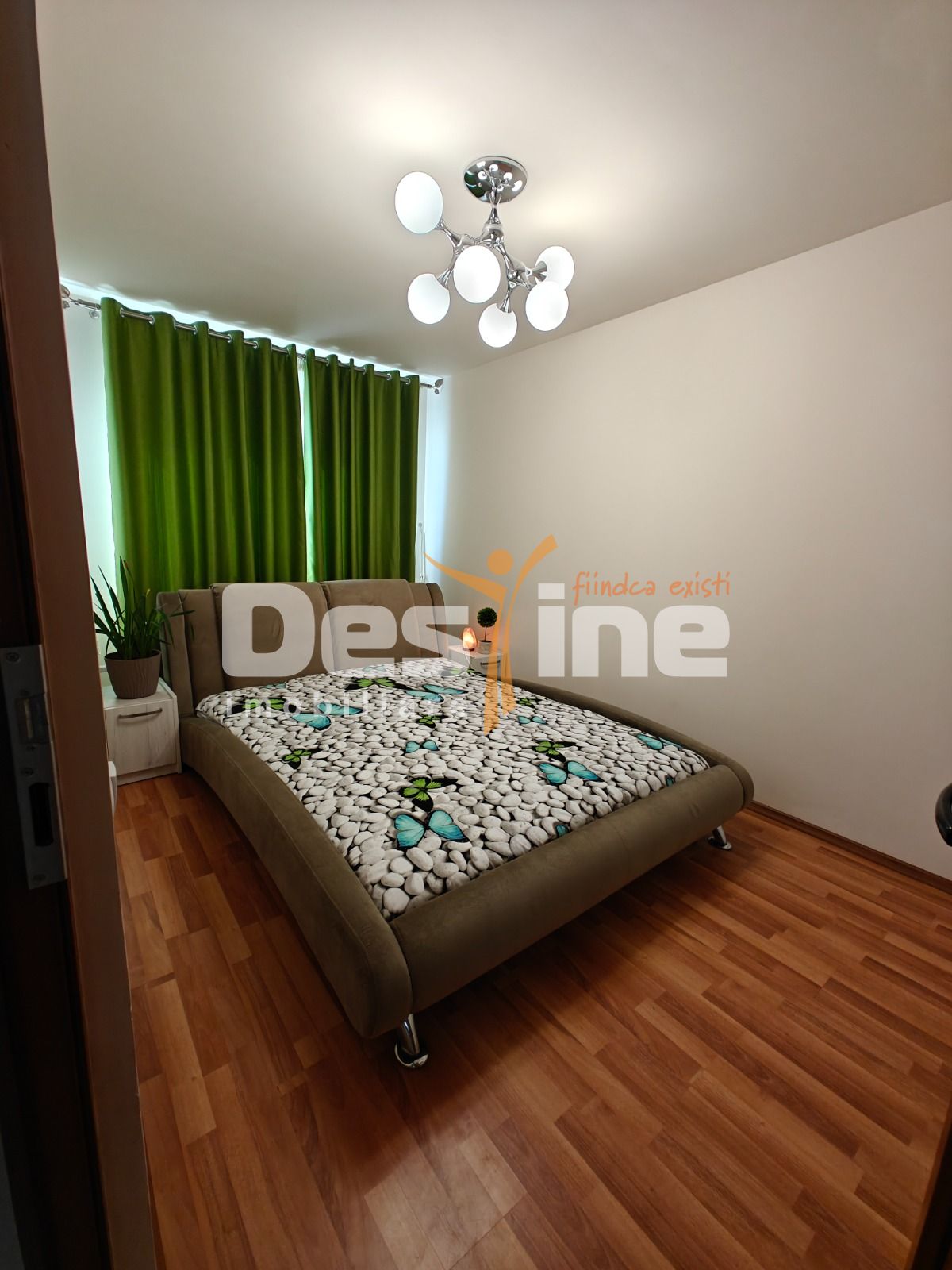 Apartament Superb  3 camere PLopeni 52.86 mp! — fotografia 18
