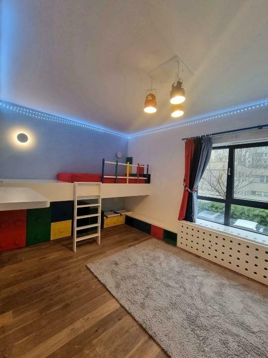Apartament 6 camere, gradina privata — fotografia 6