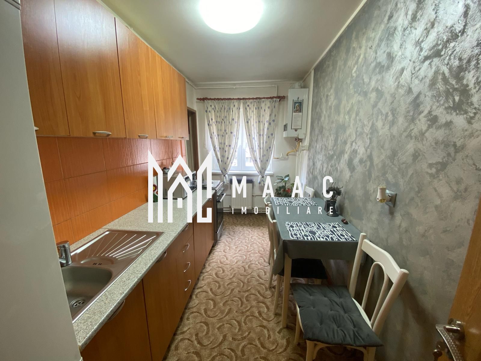 Apartament 3 camere | Etaj intermediar | Balcon | Lift | Vasile Aaron — fotografia 4