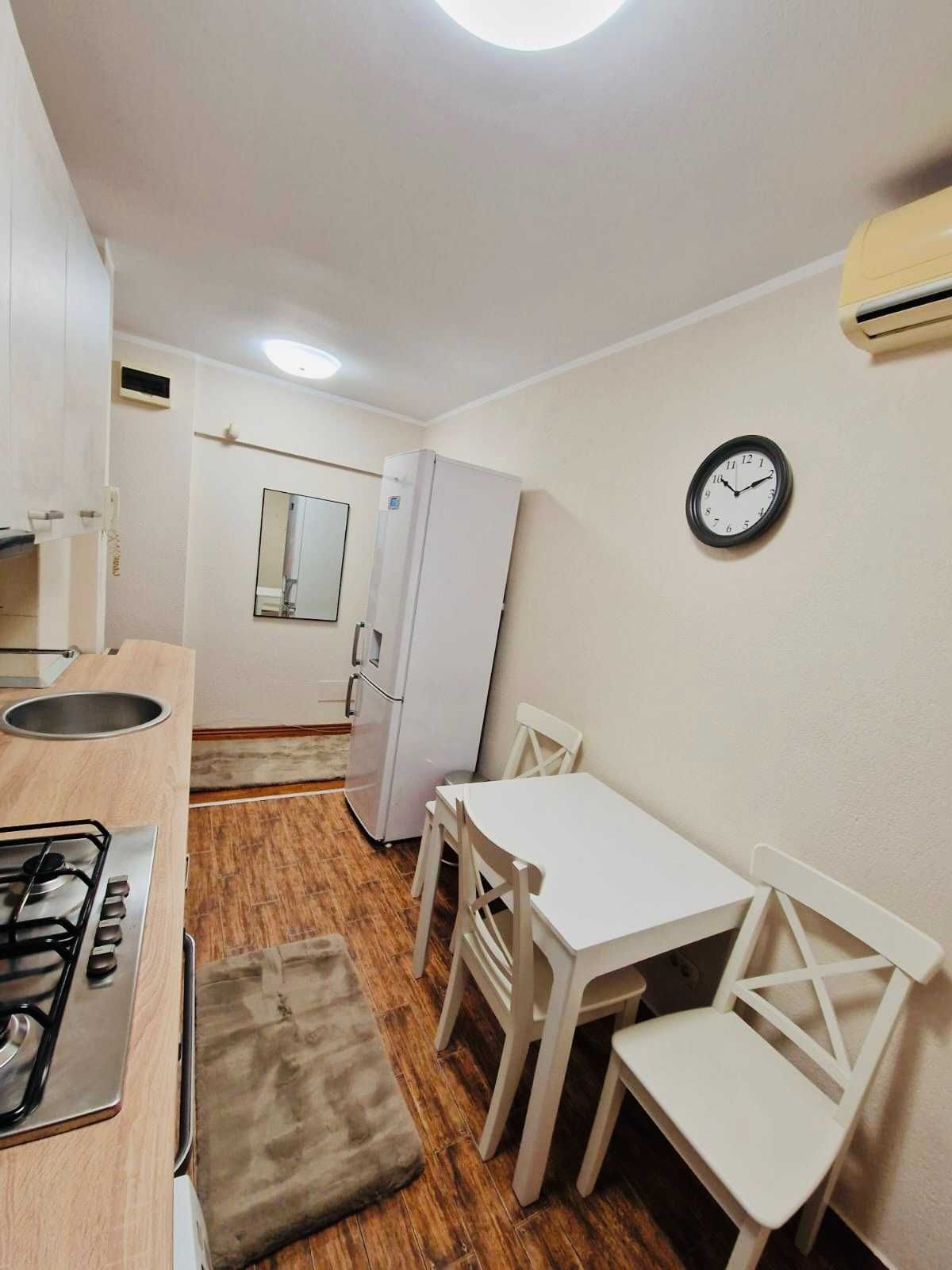 Inchiriez Apartament 2 camere Piata Amzei langa Teatrul Ion Creanga — fotografia 5