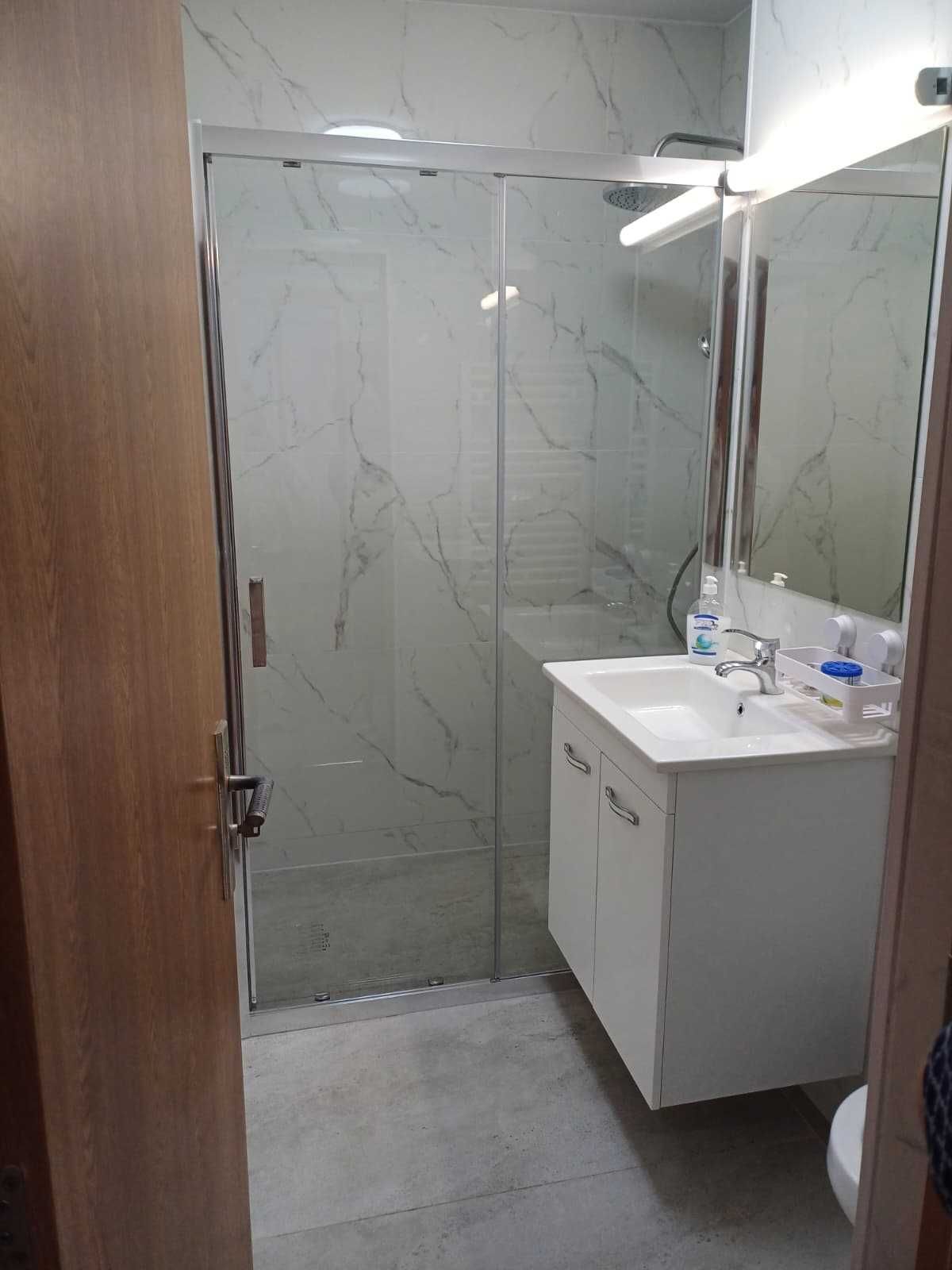 Apartament renovat cu 2 camere și balcon – zona Lugojului — fotografia 3