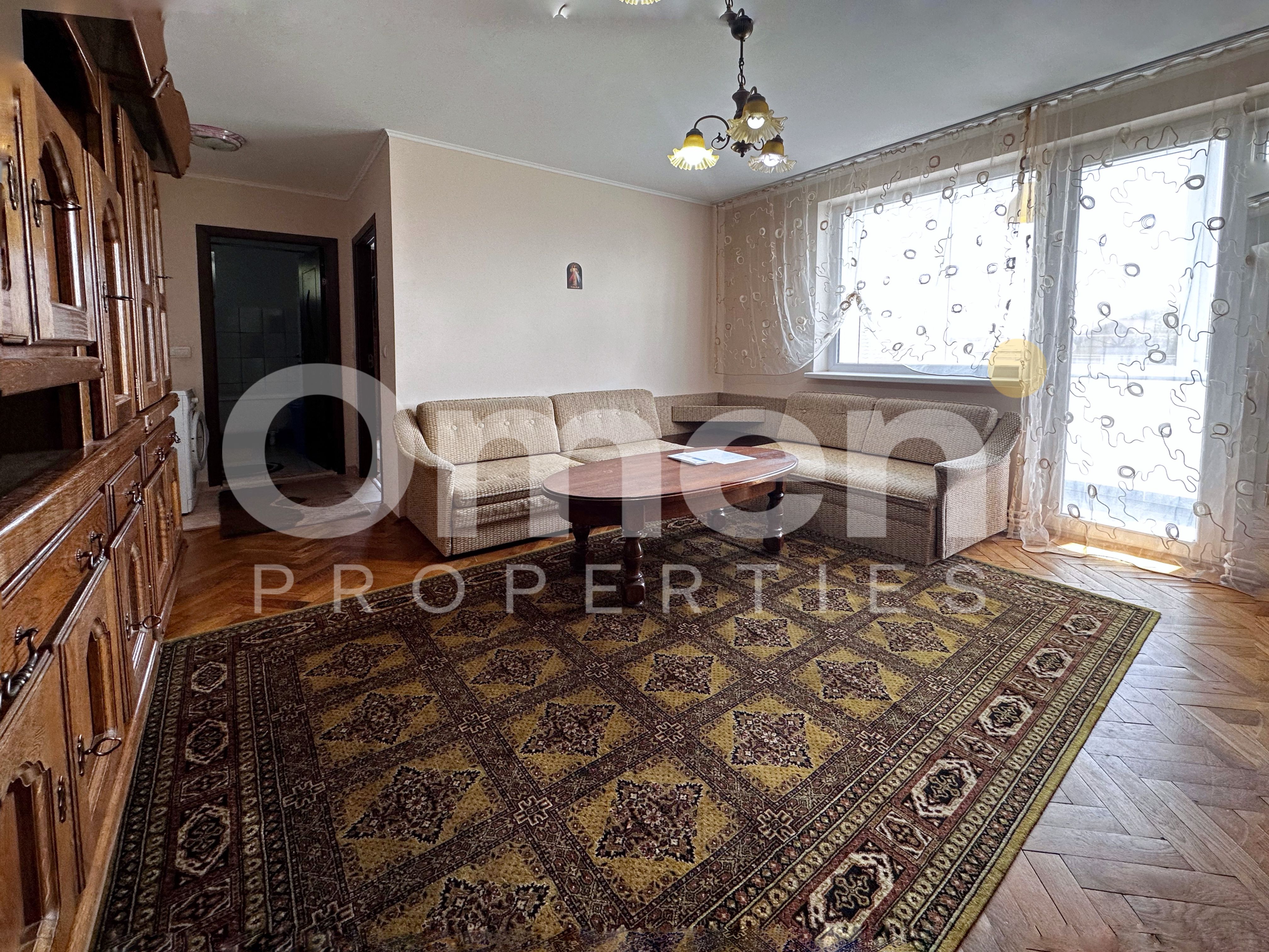 Inchiriez apartament cu 2 camere