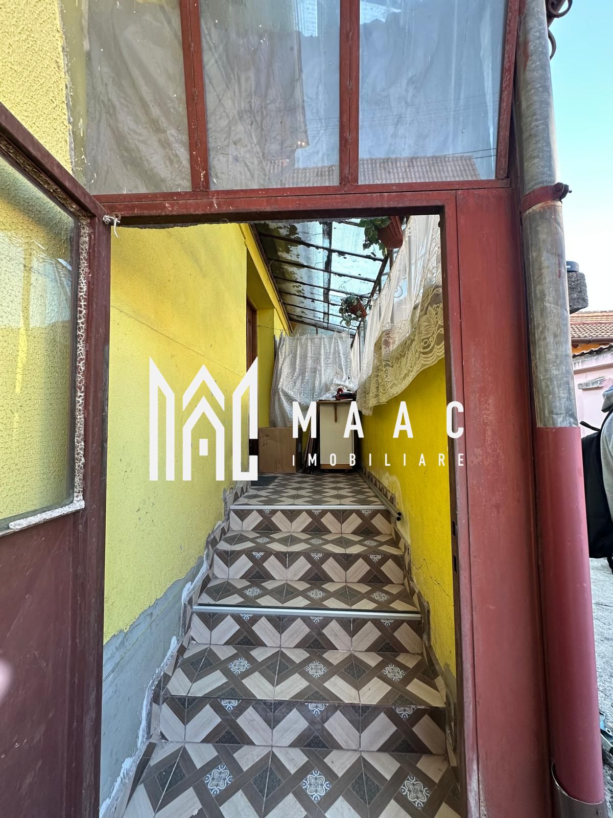 Casă de vânzare Sibiu 4 camere | Central | 115 mp utili, curte privată