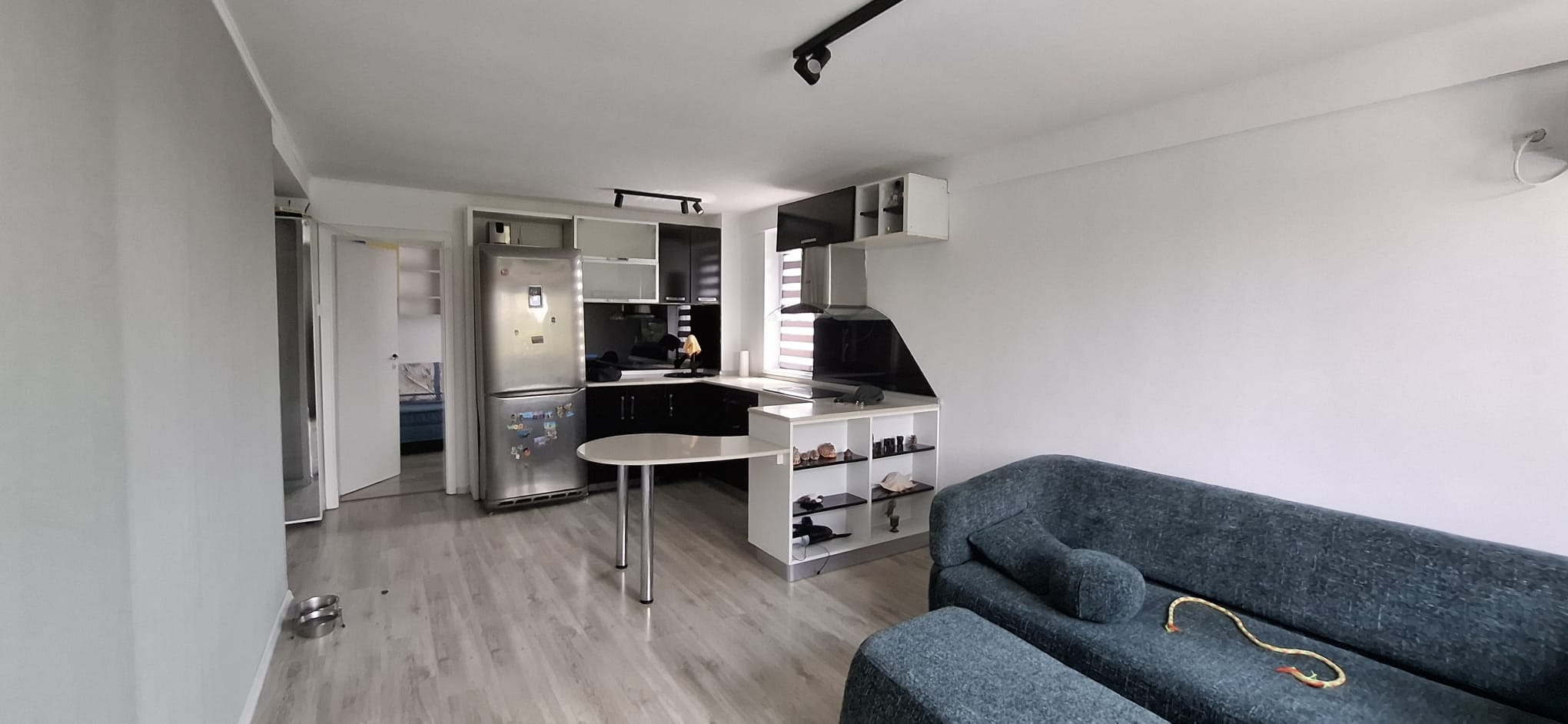 Apartament 3 camere mobilat în Tomis Nord – zonă verde, aproape de Vivo Mall! — fotografia 2