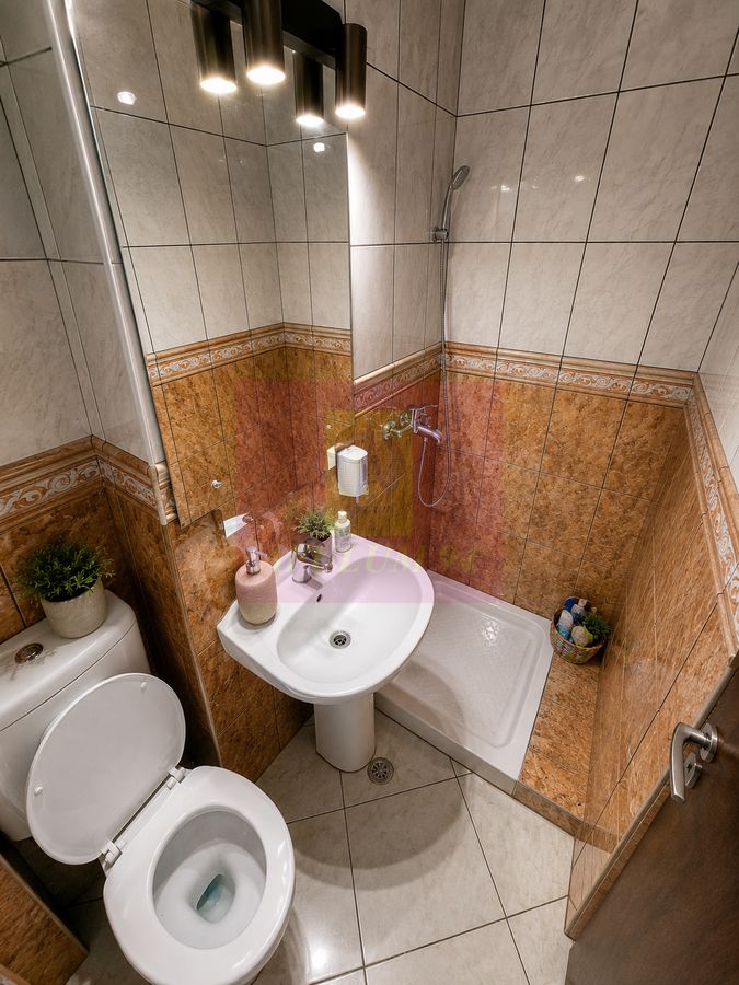 Piata Unirii, Fantani, 5 camere — fotografia 6