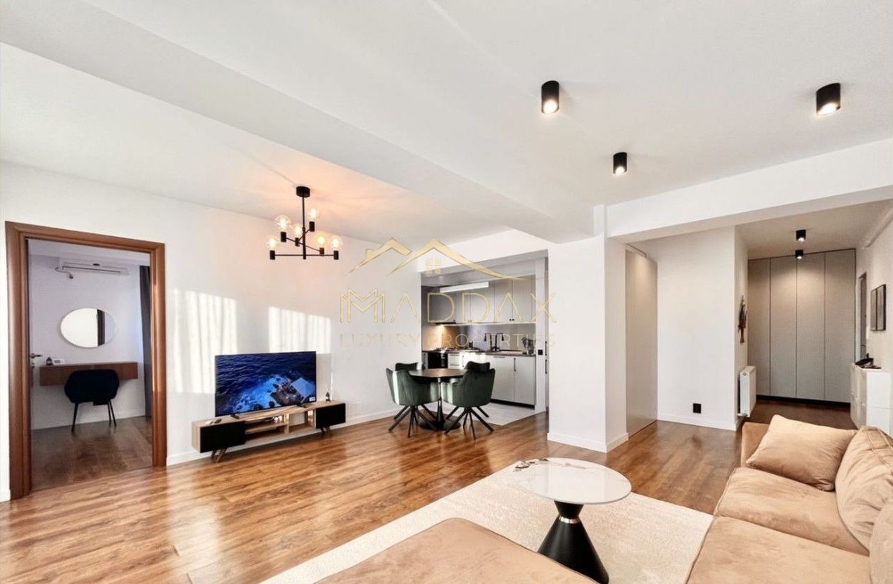 Parcul Carol | 3 Camere Premium | Garaj Inclus | Renovat 2025 | Centrală Proprie