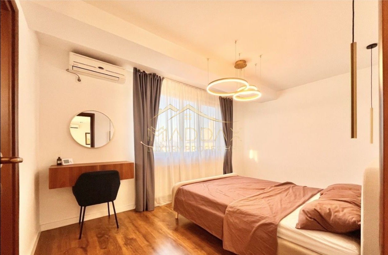 Parcul Carol | 3 Camere Premium | Garaj Inclus | Renovat 2025 | Centrală Proprie — fotografia 3