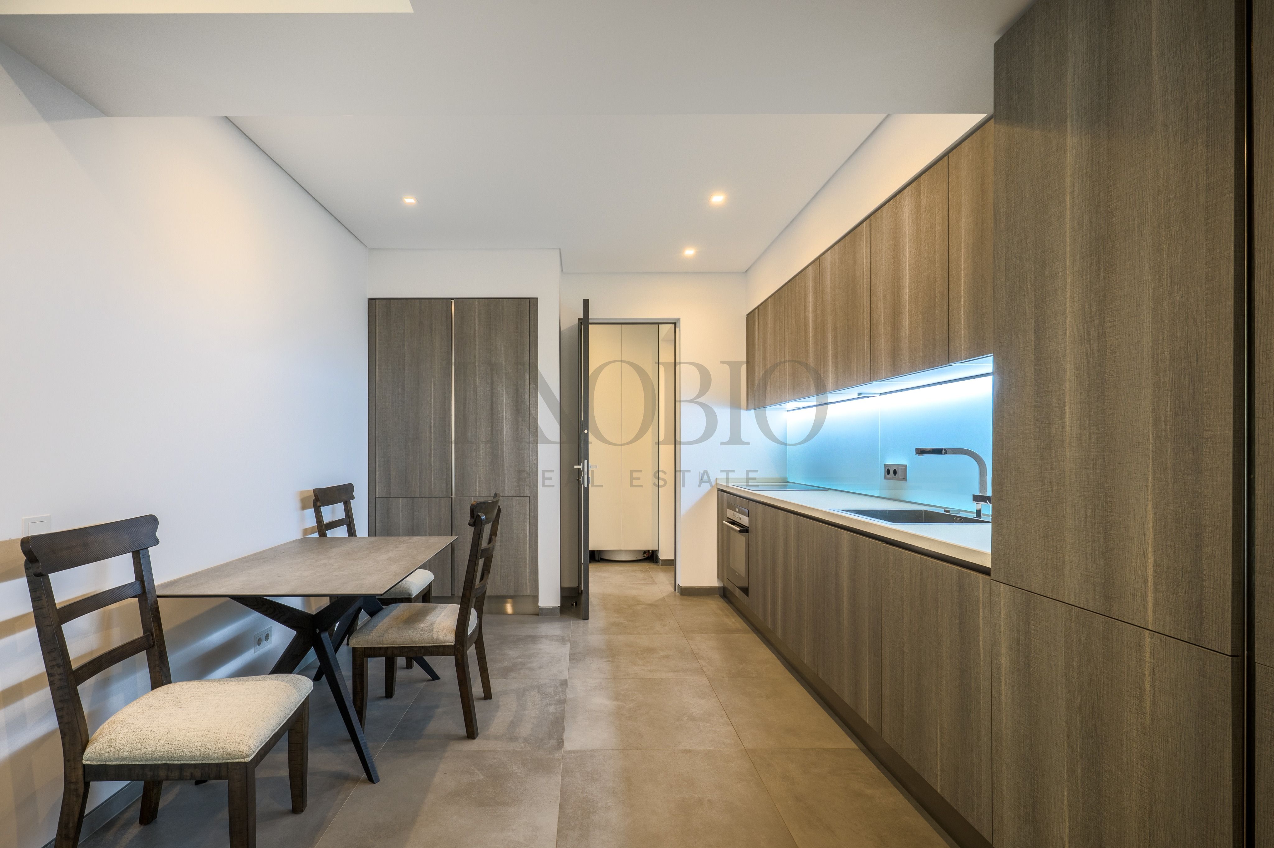 Reședință Exclusivistă cu 5 Camere | 201 mp | Terasă 25 mp — fotografia 10