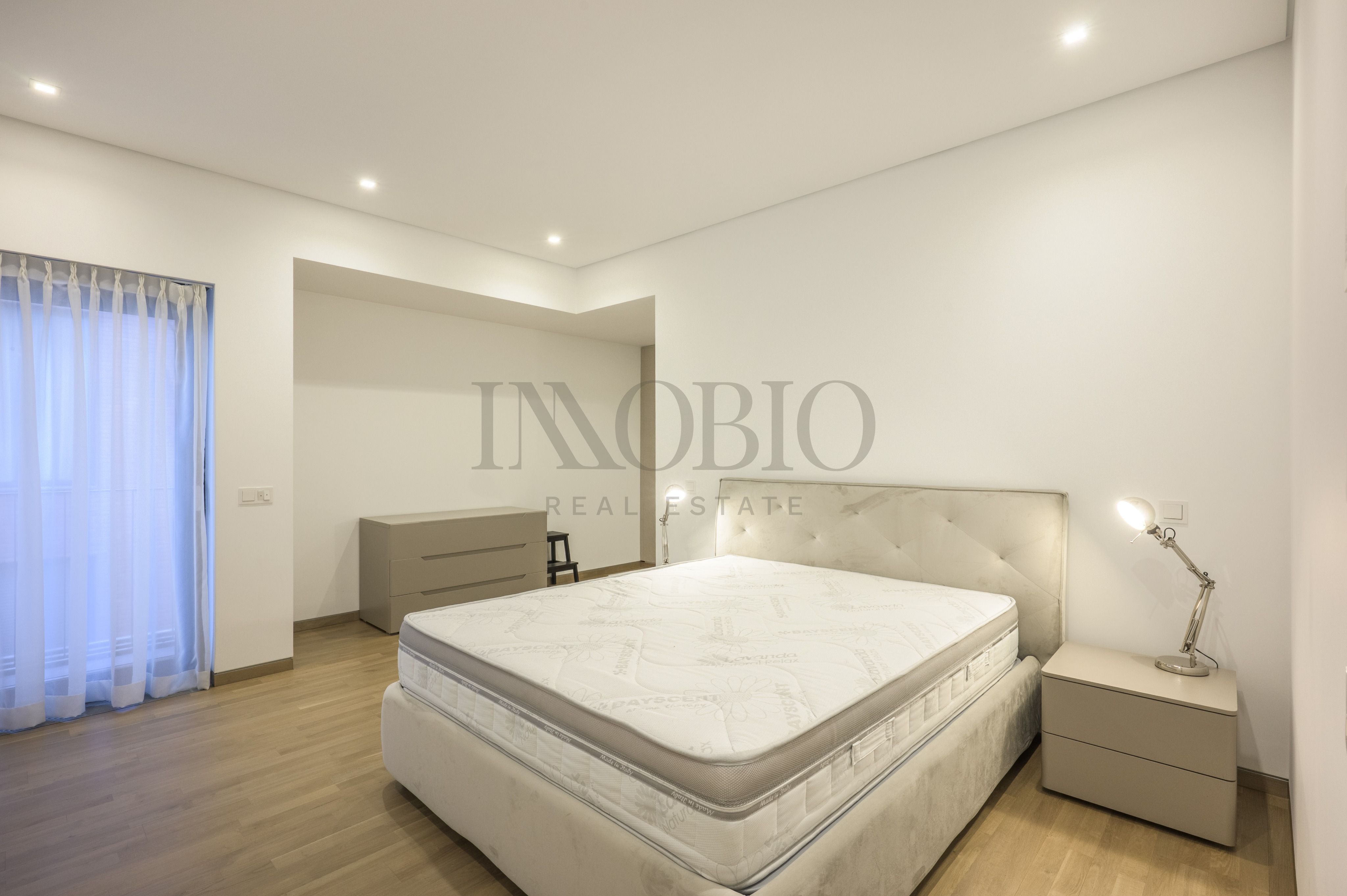 Reședință Exclusivistă cu 5 Camere | 201 mp | Terasă 25 mp — fotografia 14