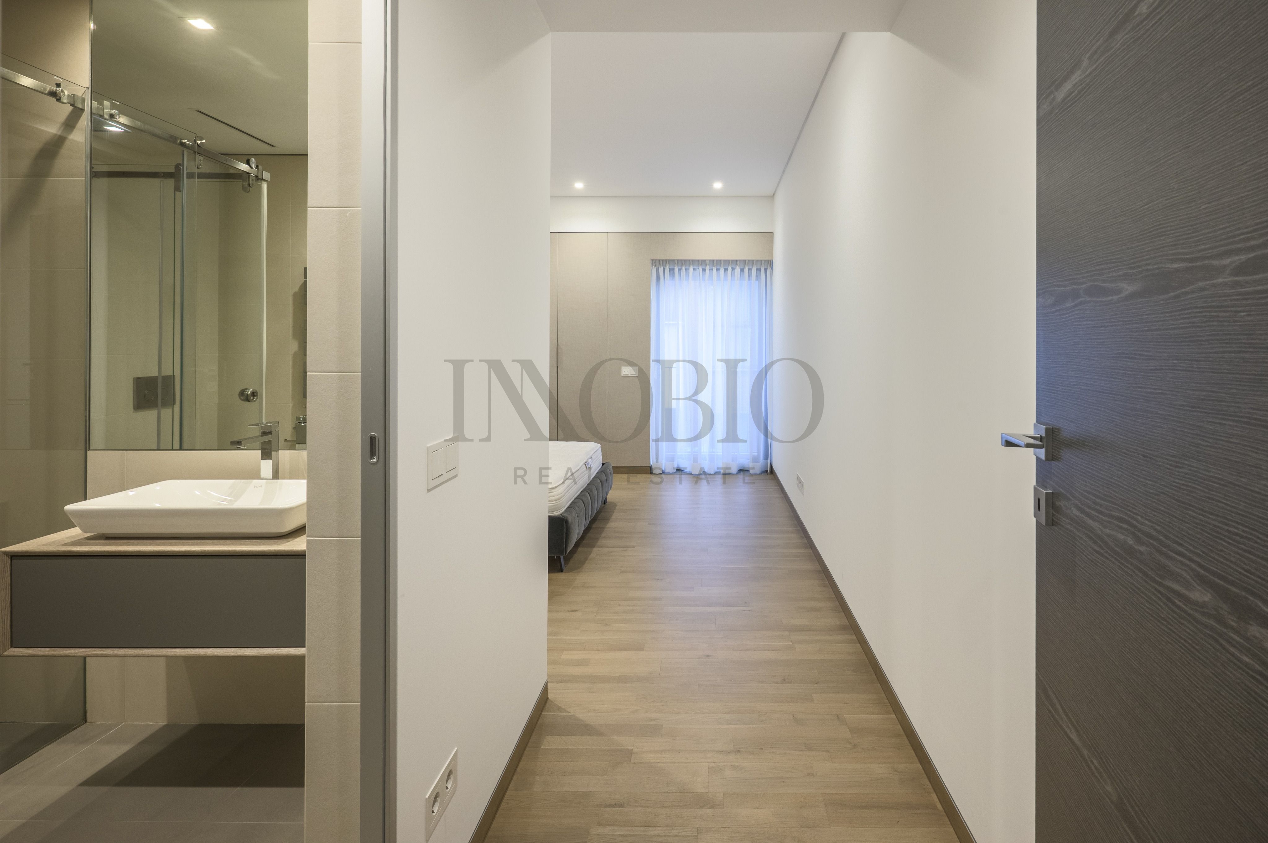 Reședință Exclusivistă cu 5 Camere | 201 mp | Terasă 25 mp — fotografia 16