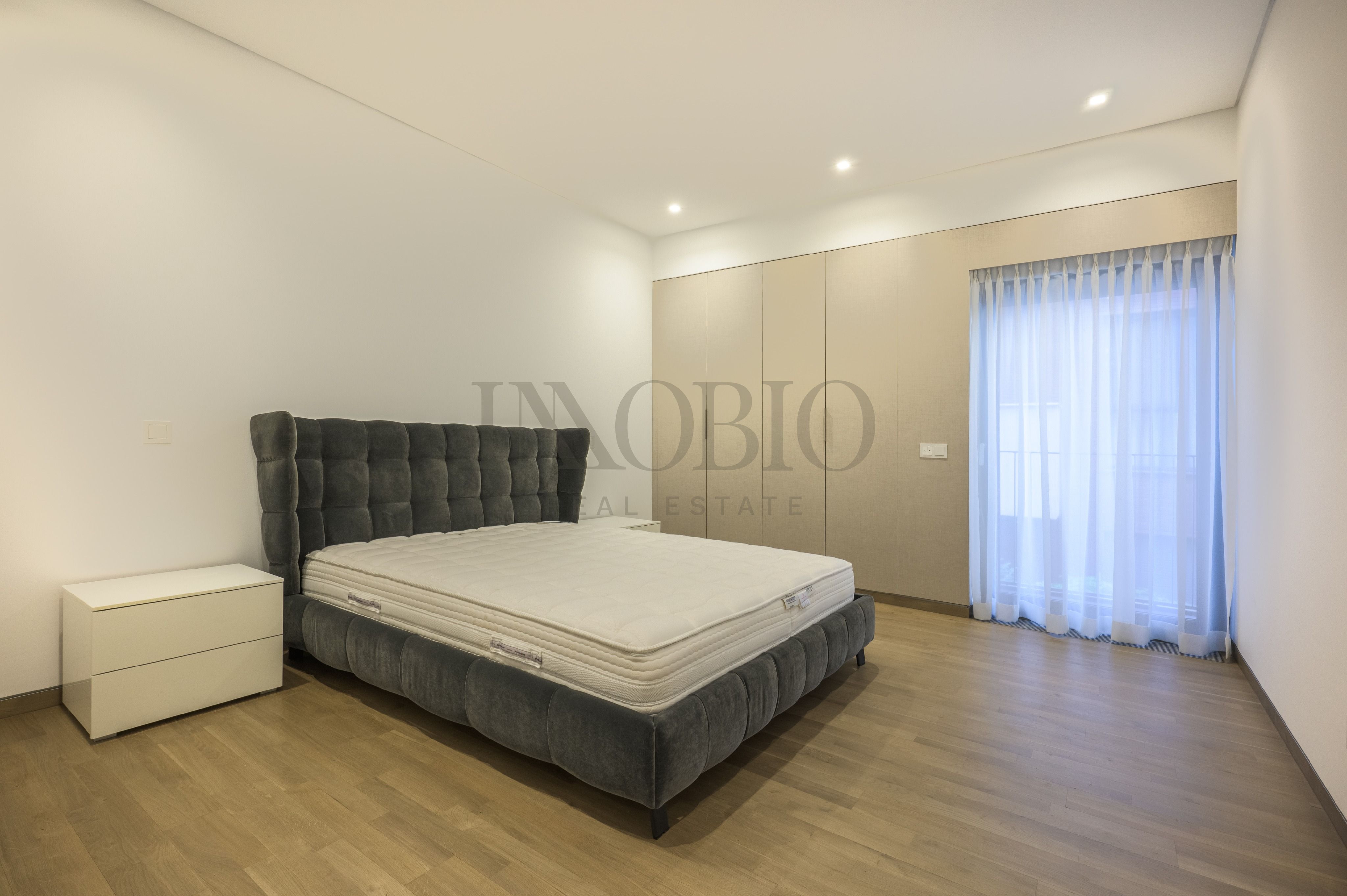 Reședință Exclusivistă cu 5 Camere | 201 mp | Terasă 25 mp — fotografia 17