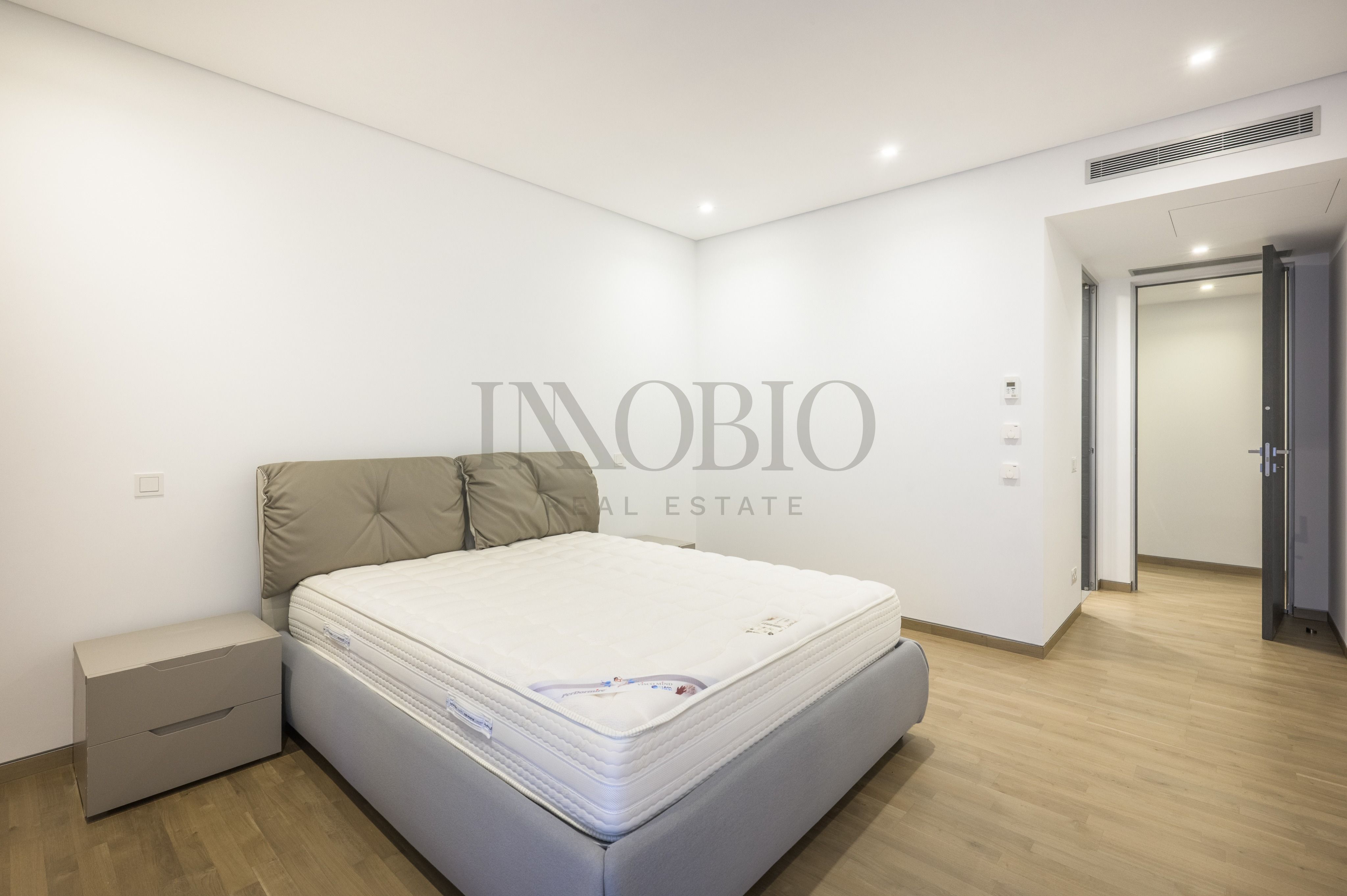 Reședință Exclusivistă cu 5 Camere | 201 mp | Terasă 25 mp — fotografia 19