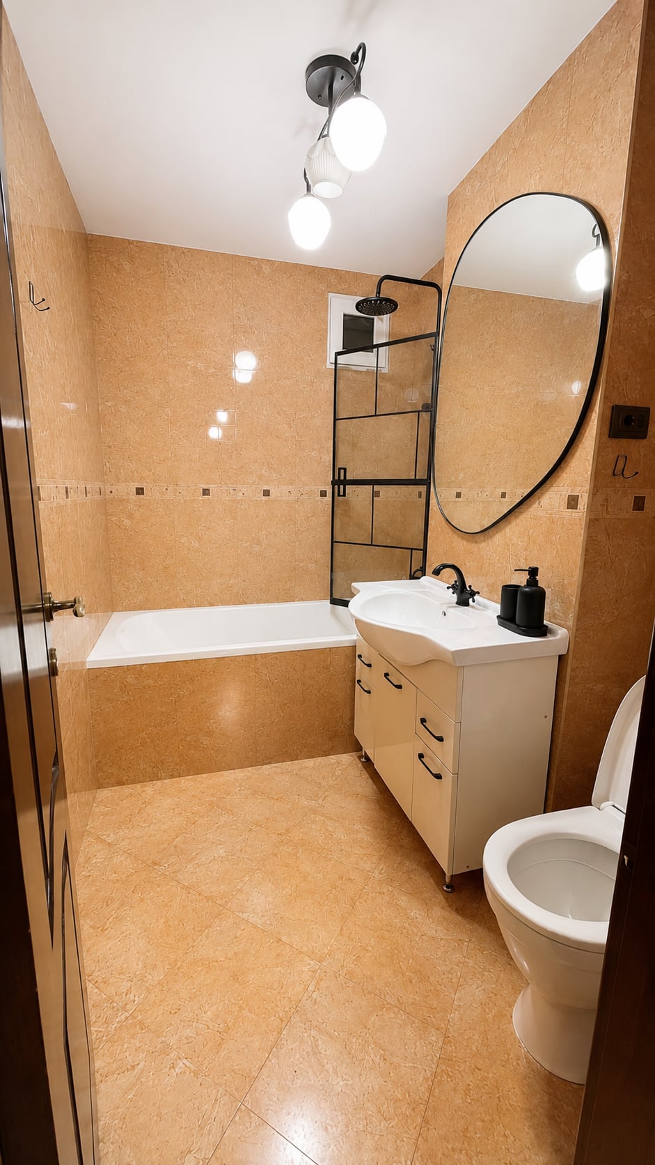 Apartament 3 camere decomandat de vânzare în Obcini, Suceava – Etaj 1 — fotografia 11