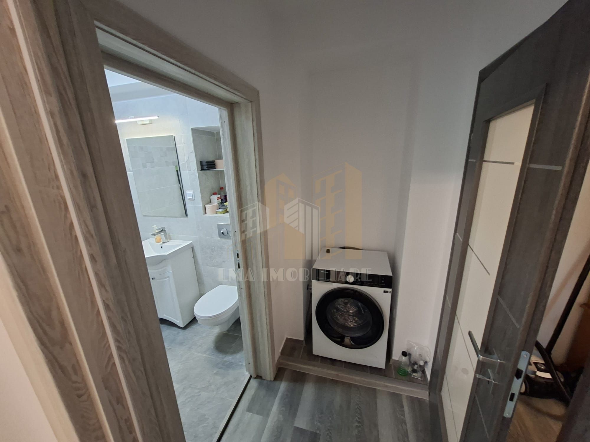 Apartament 2 camere renovat mobilat 2026 Astra Brasov — fotografia 10