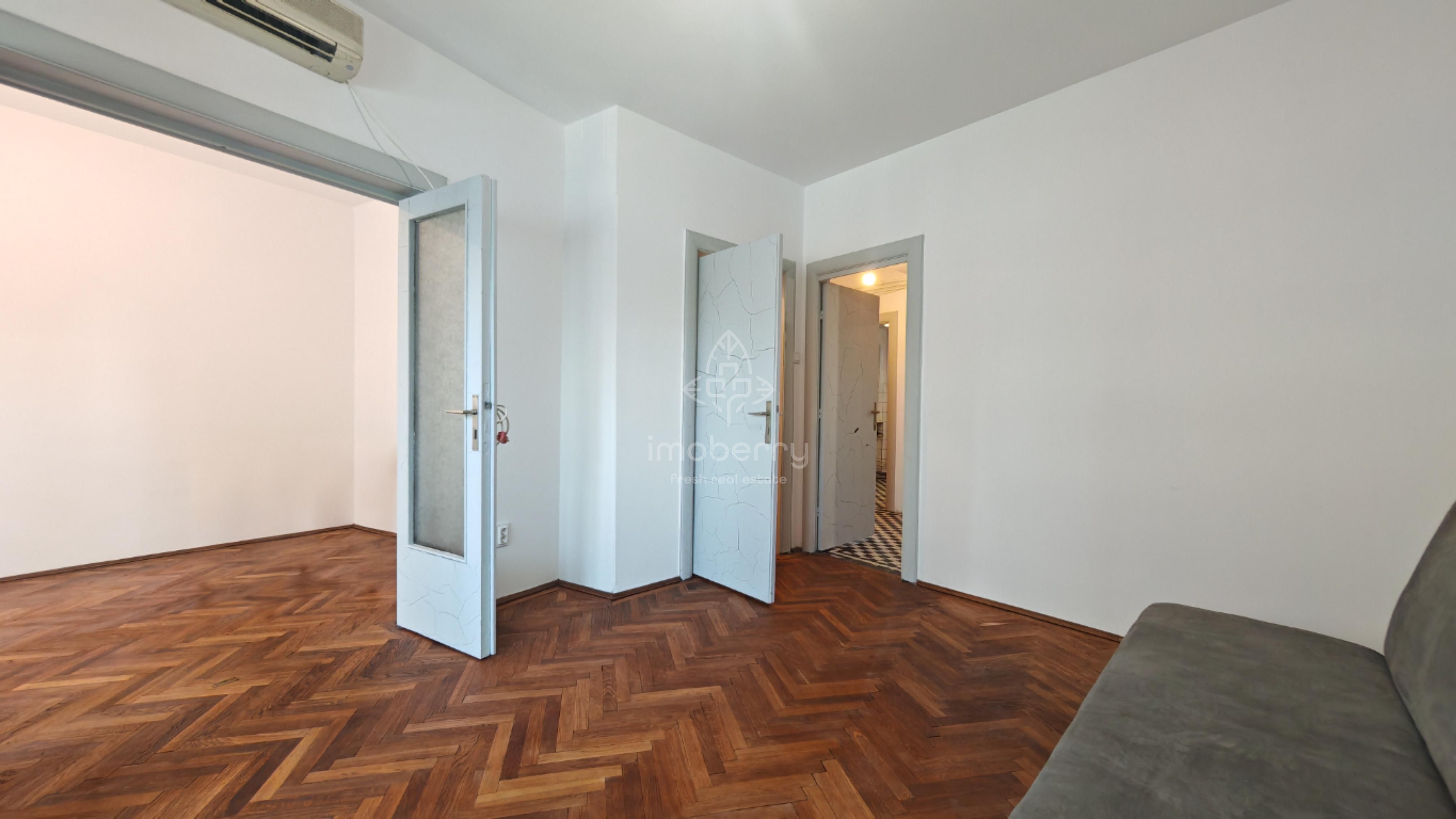 Vanzare apartament 3 camere, boxa, zona Stirbei Voda-Calea Plevnei-Cismigiu — fotografia 5