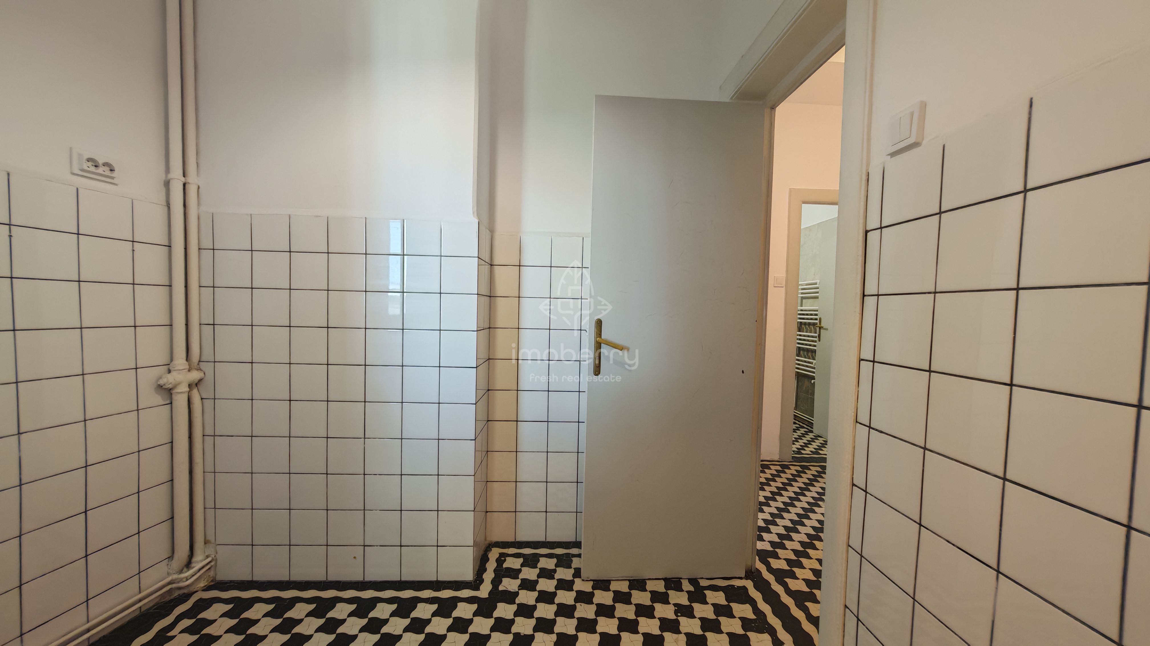 Vanzare apartament 3 camere, boxa, zona Stirbei Voda-Calea Plevnei-Cismigiu — fotografia 9