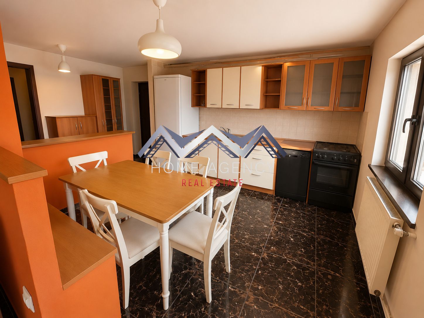 Apartament 4 camere ULTRACENTRAL Otopeni | lângă școală — fotografia 5