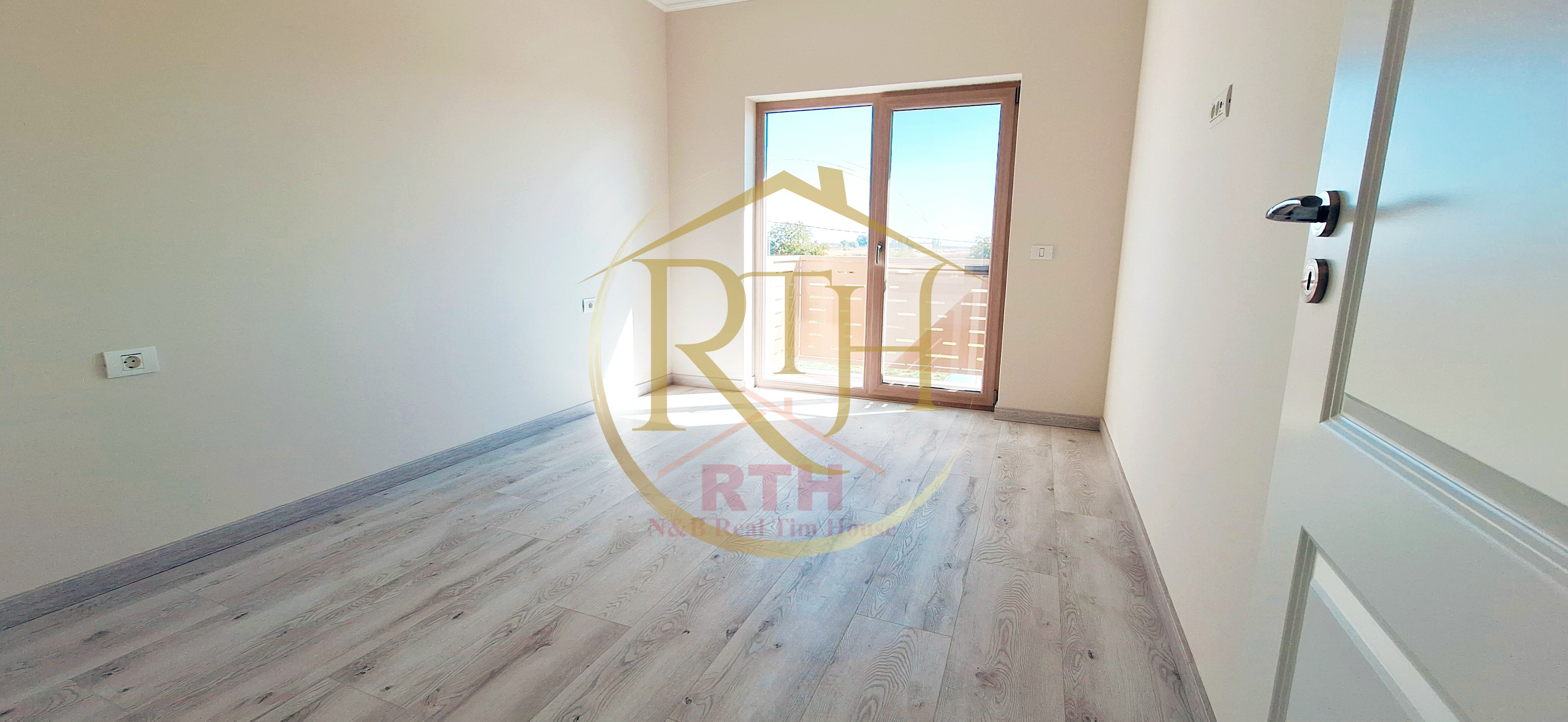 Oferim spre vanzare Duplex cu 5 camere situat in Giroc aproape de DAF — fotografia 16
