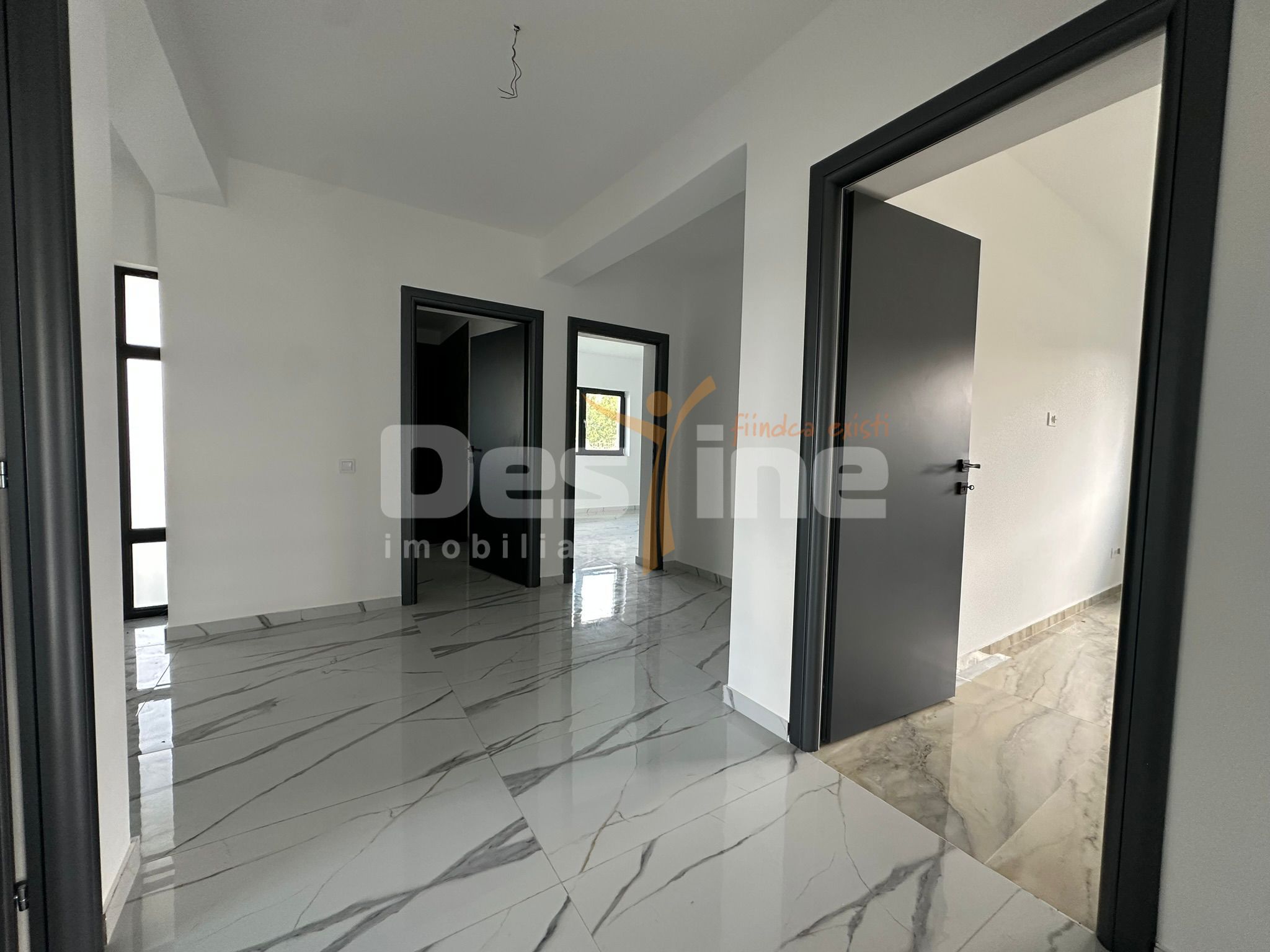 Casă individuală 4 camere | 121 mp utili | Teren 893 mp | Berceni — fotografia 5