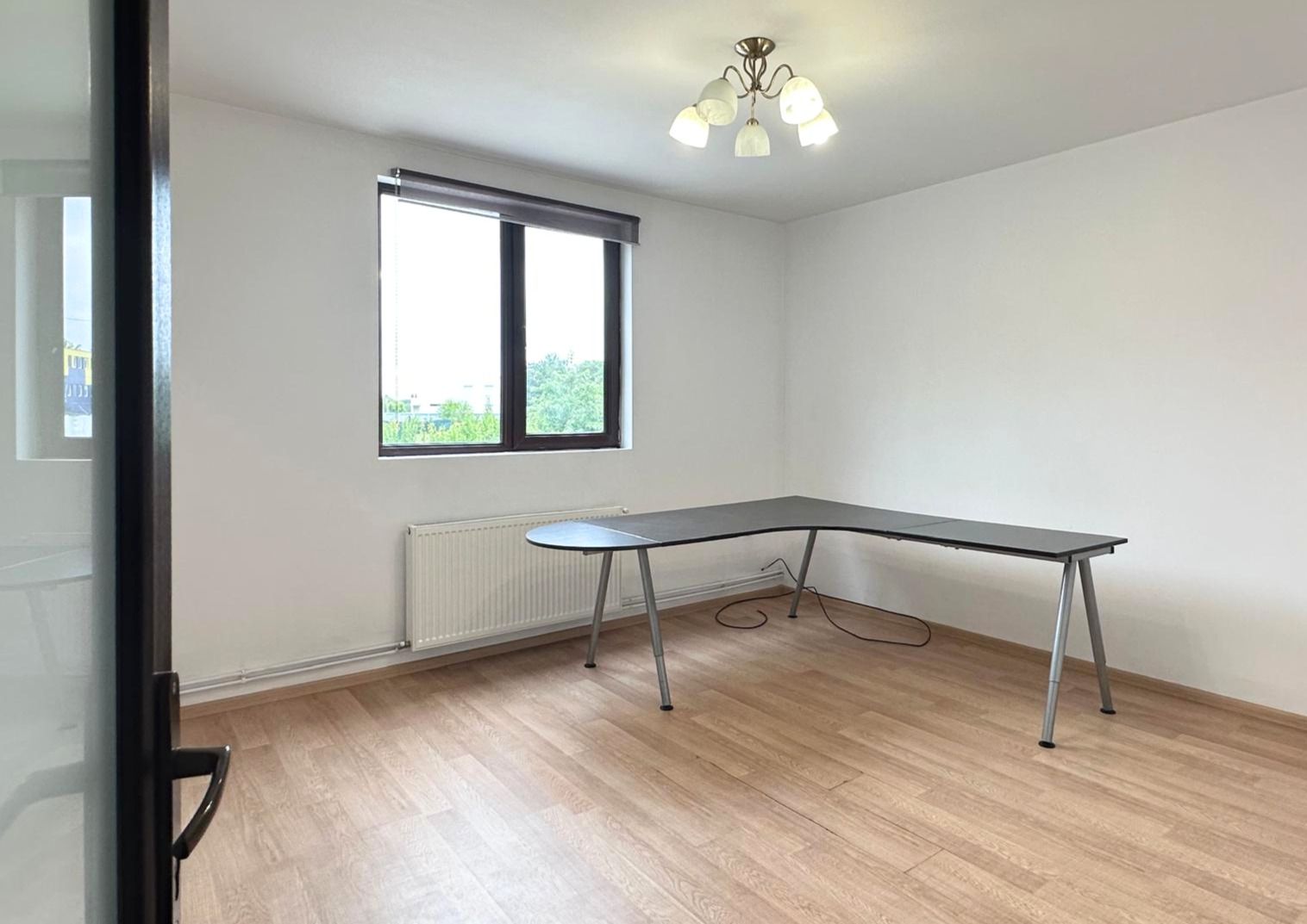 Inchiriere casă complet renovată cu 4 camere  Băneasa, Sector 1 — fotografia 12