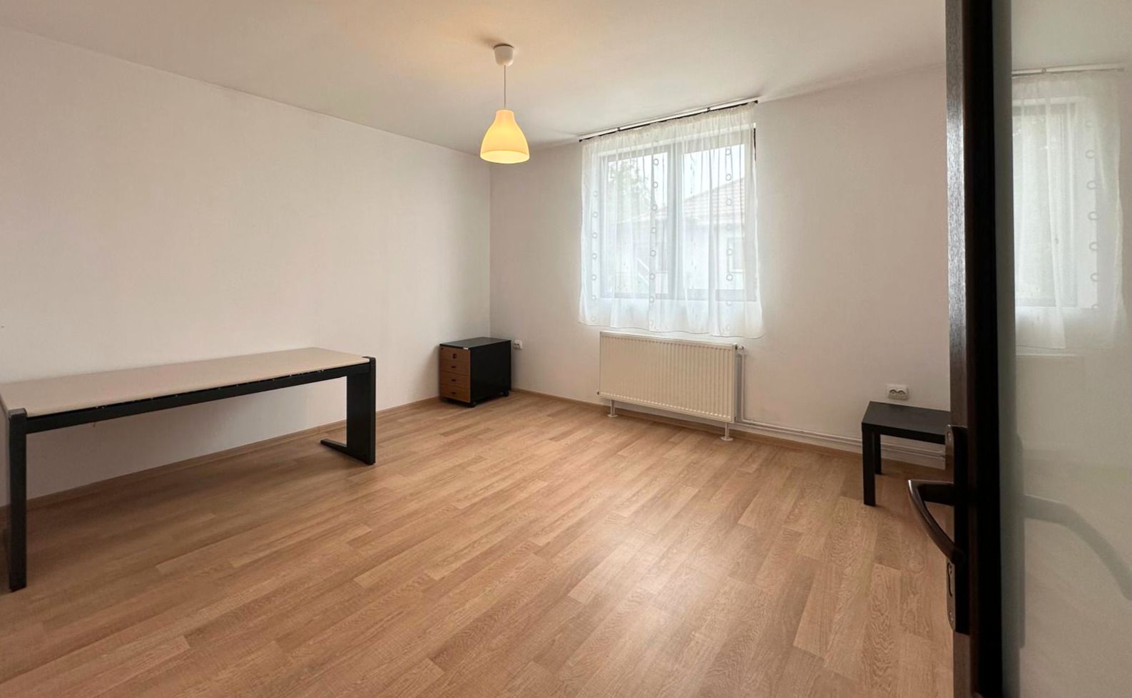 Inchiriere casă complet renovată cu 4 camere  Băneasa, Sector 1 — fotografia 8