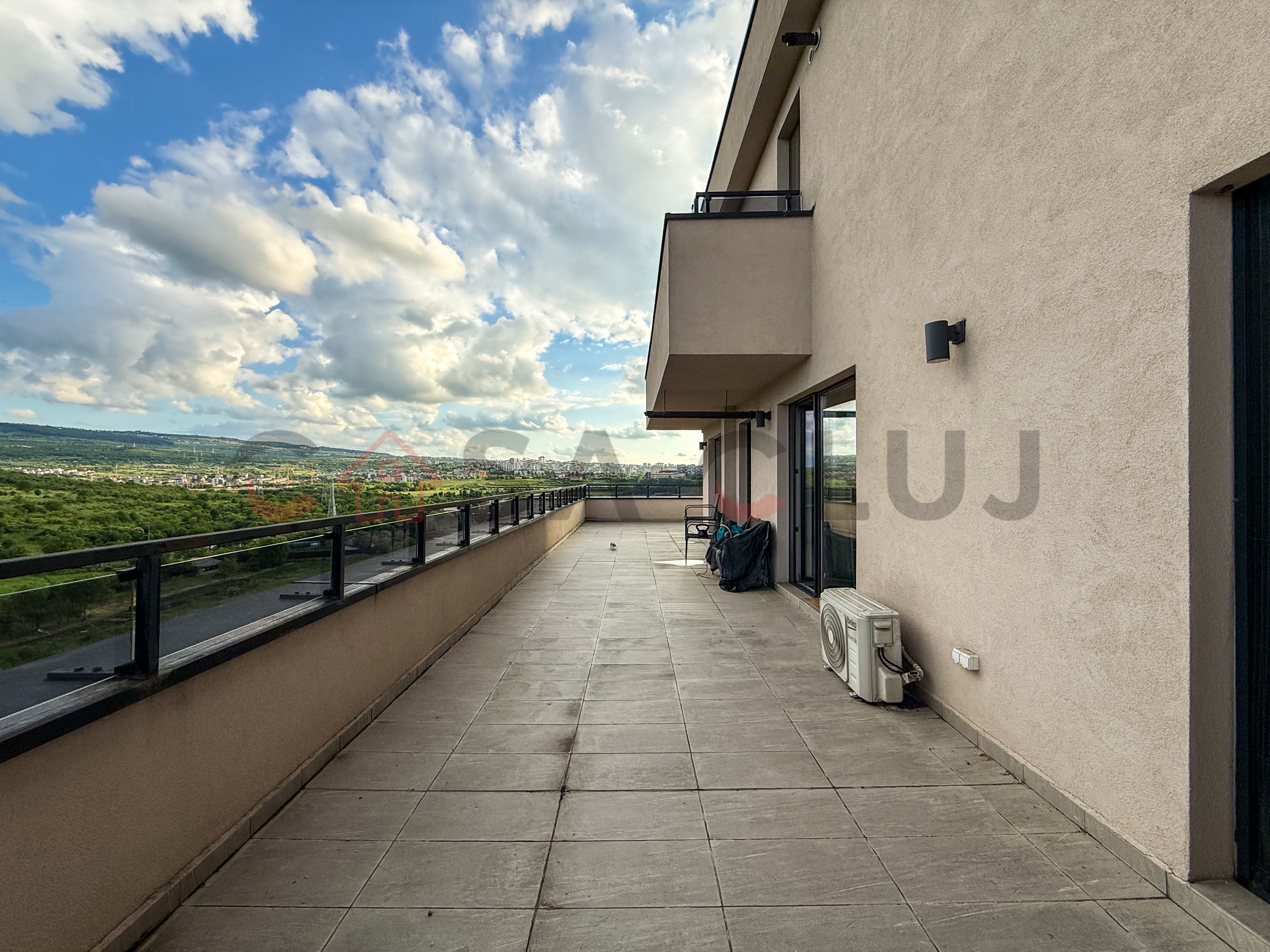 Apartament cu 3 camere, terasa 70mp, vedere panoramica — fotografia 13