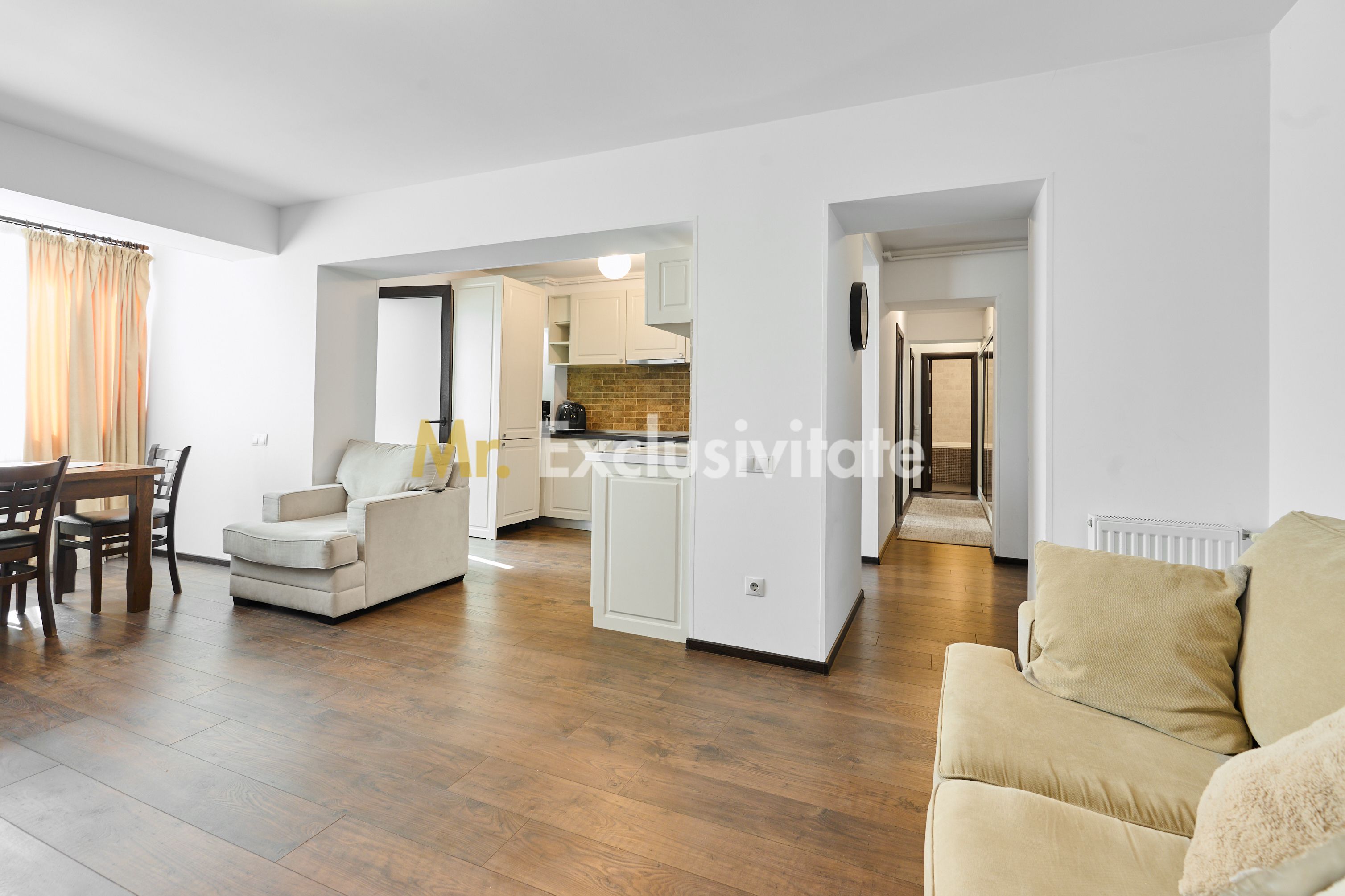 Apartament 3 camere Pitești, zonă Ultracentrala- etaj intermediar — fotografia 6