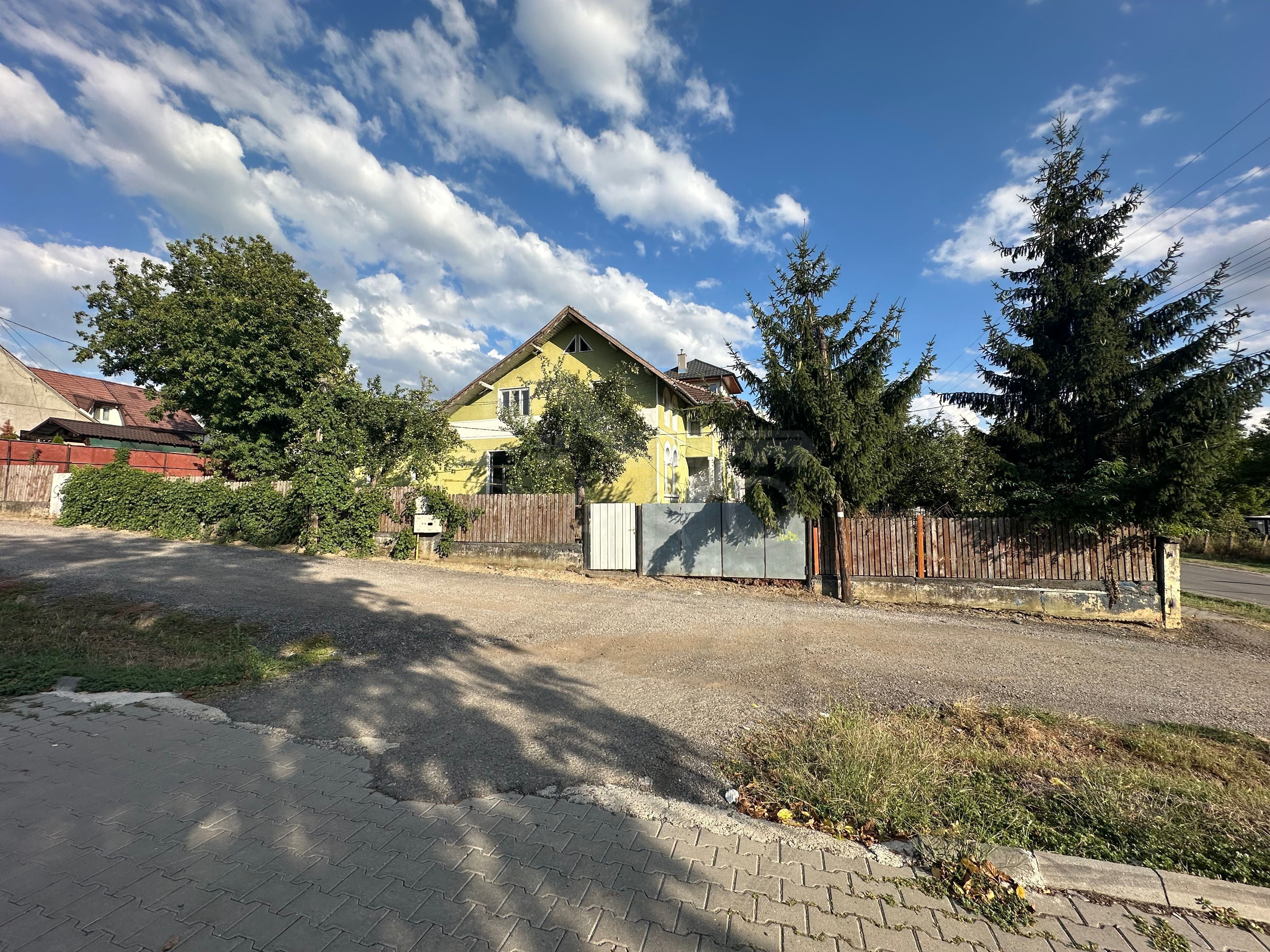 Casă de vânzare în comuna Raciu jud. Mureș — fotografia 2