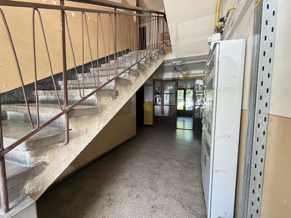 Apartament 2 camere semidecomandat  zona Fratii Golesti - Gara — fotografia 14