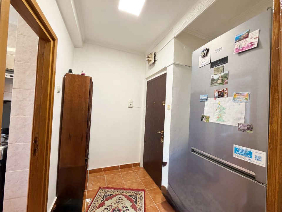 Apartament 2 camere semidecomandat  zona Fratii Golesti - Gara — fotografia 8