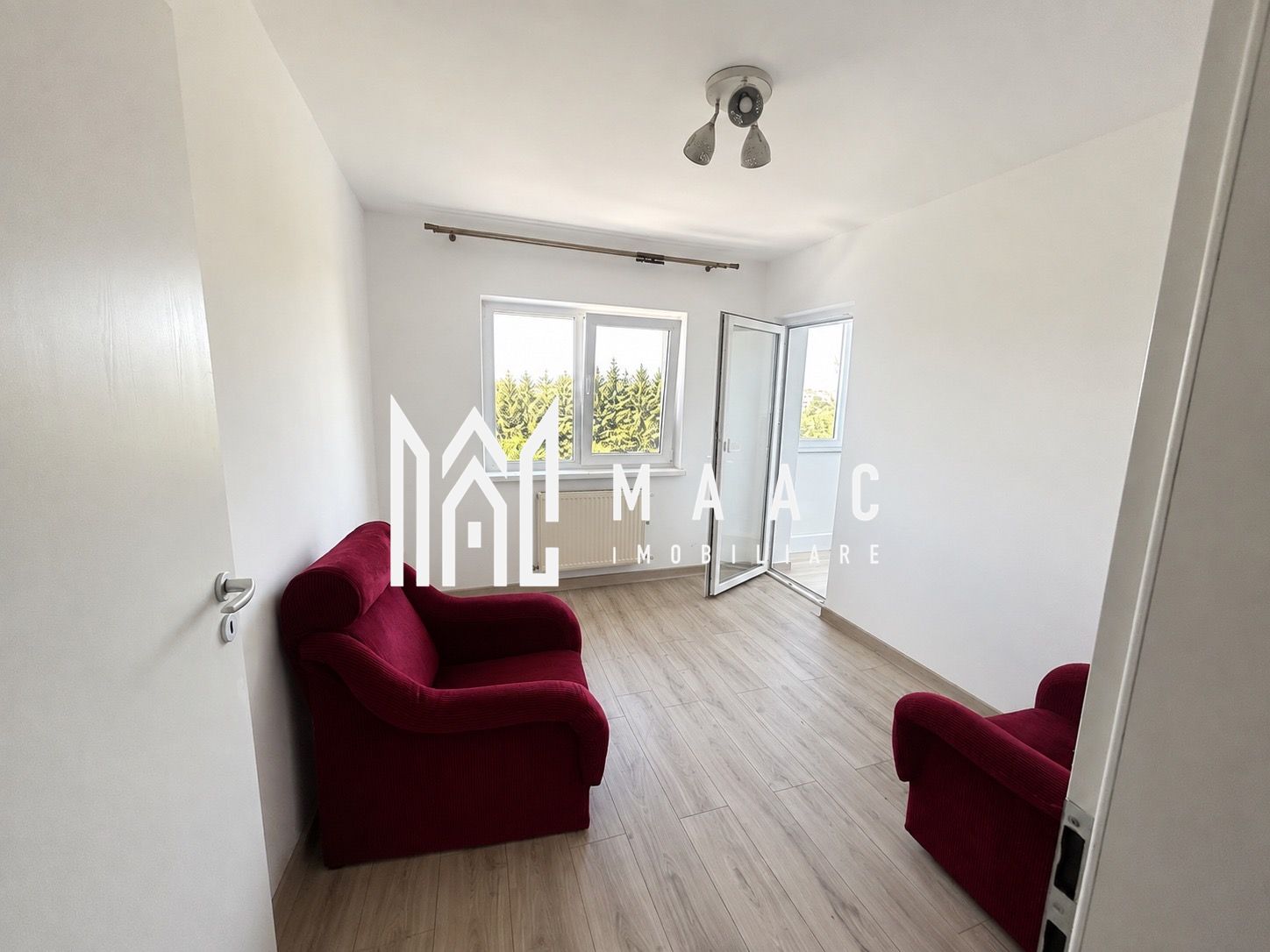 Apartament 3 camere de închiriat | Ștrand, Sibiu | renovat — fotografia 2