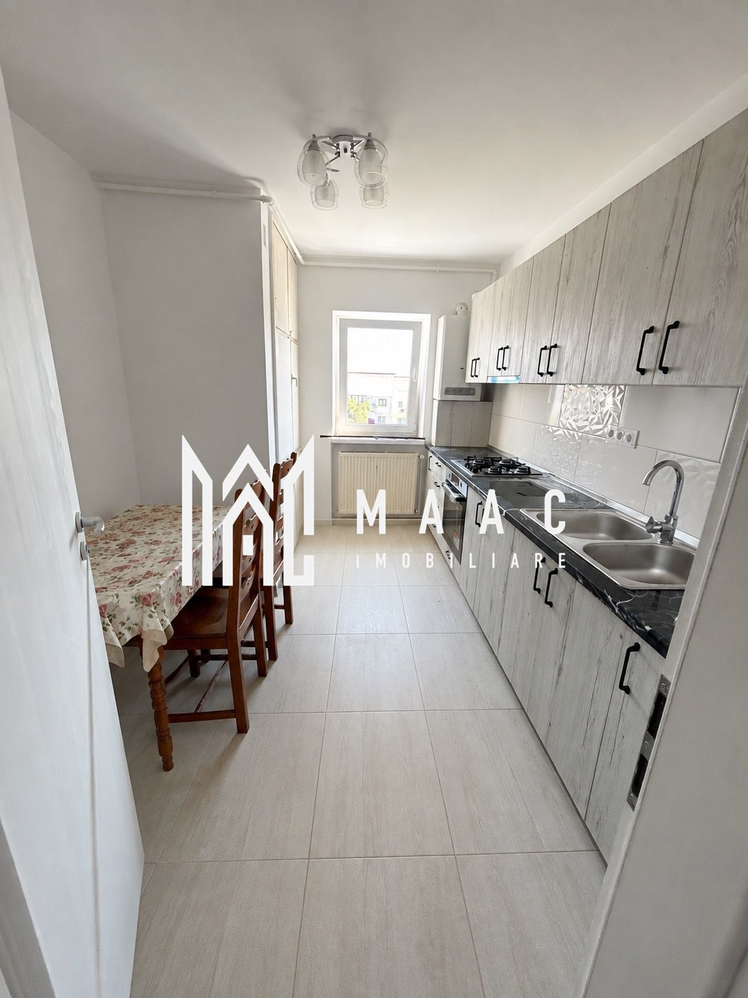 Apartament 3 camere de închiriat | Ștrand, Sibiu | renovat — fotografia 4