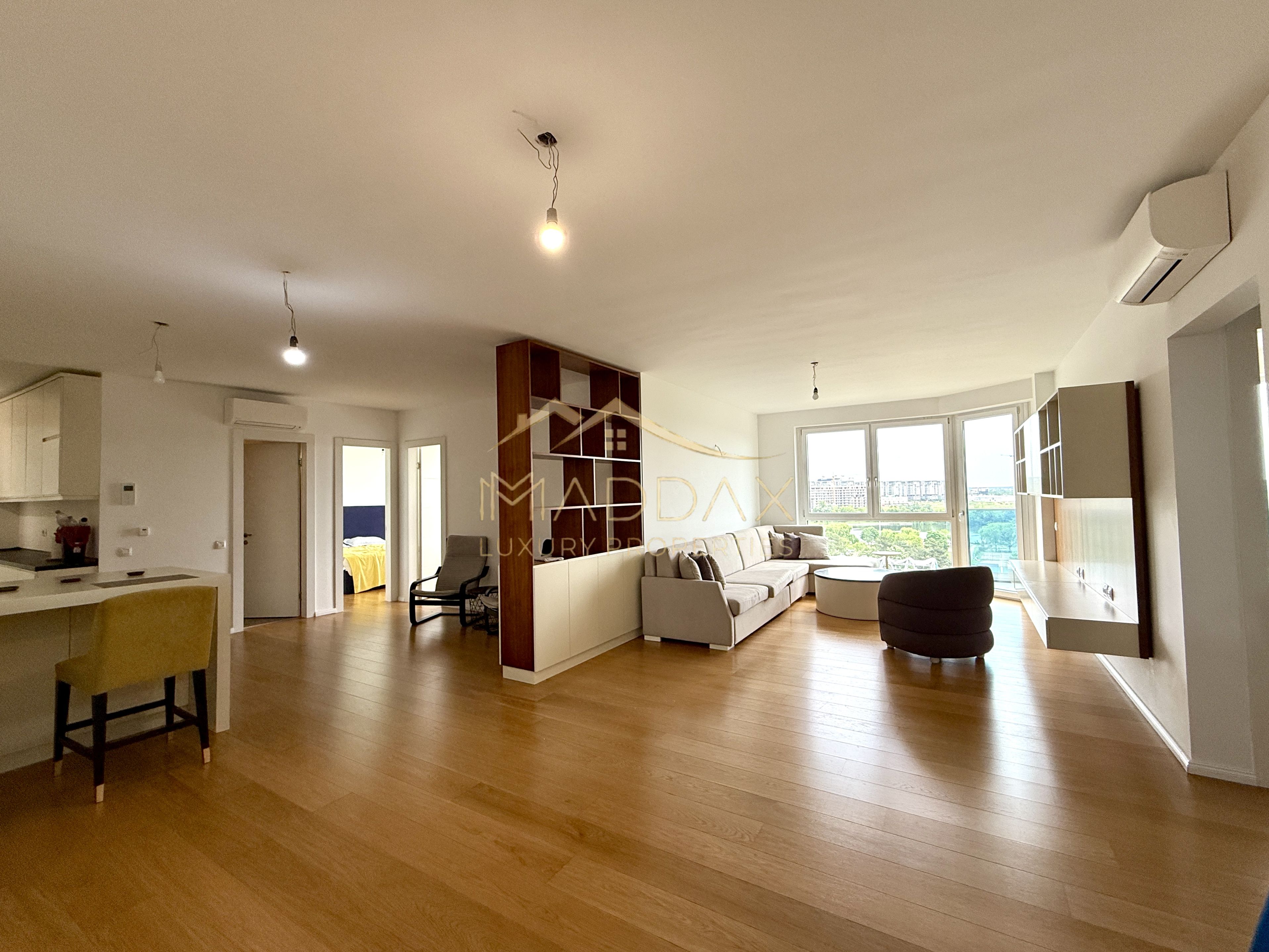 Apartament cu 4 camere  *122mp* / 1 Parcare Subetarana / Floreasca - Lake View