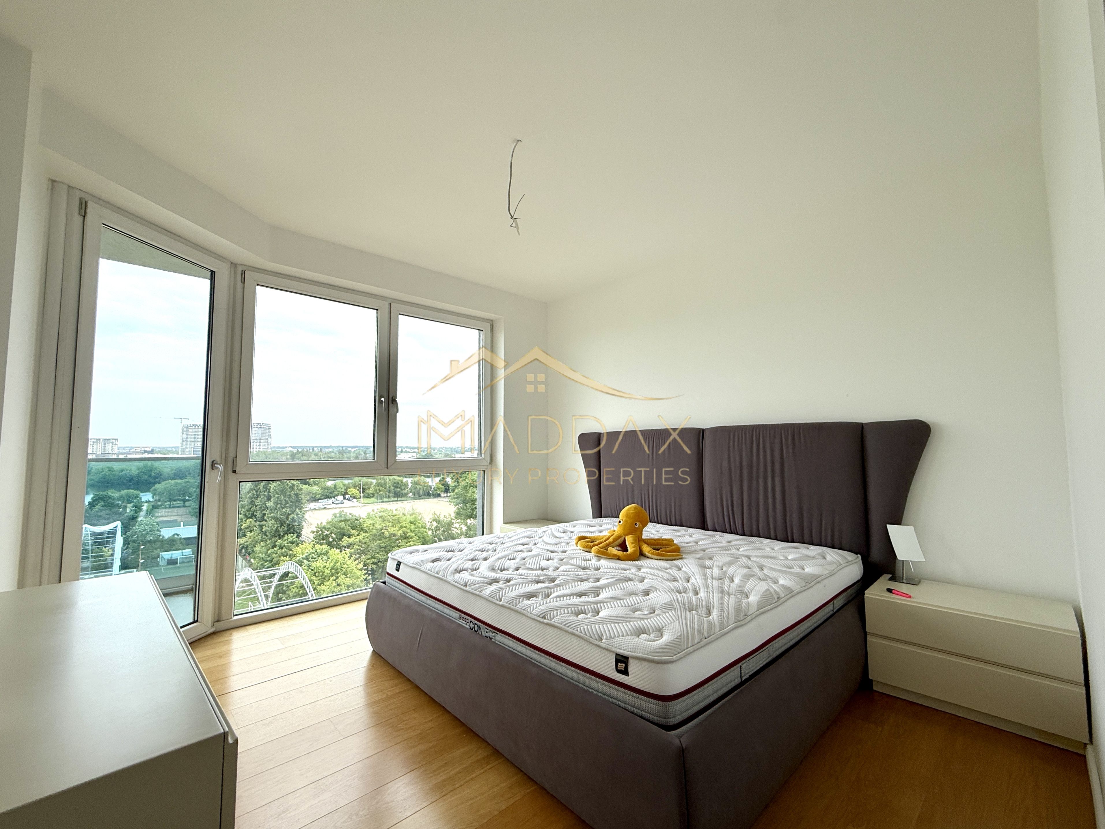 Apartament cu 4 camere  *122mp* / 1 Parcare Subetarana / Floreasca - Lake View — fotografia 13