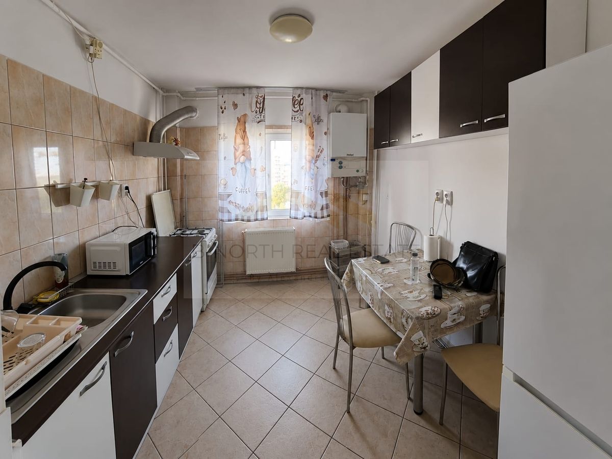 Apartament 3 camere renovat, complet mobilat – Zona Politehnica, Panoramic View — fotografia 4