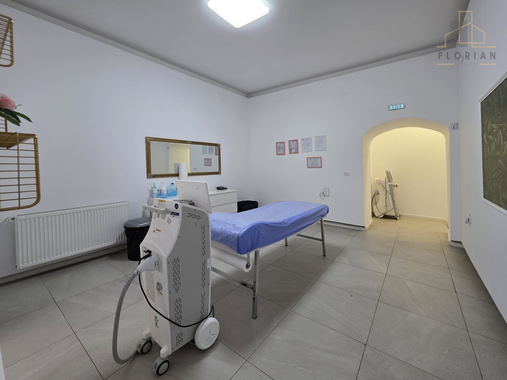 Sinaia – spațiu comercial 42 mp, renovat și stradal — fotografia 5