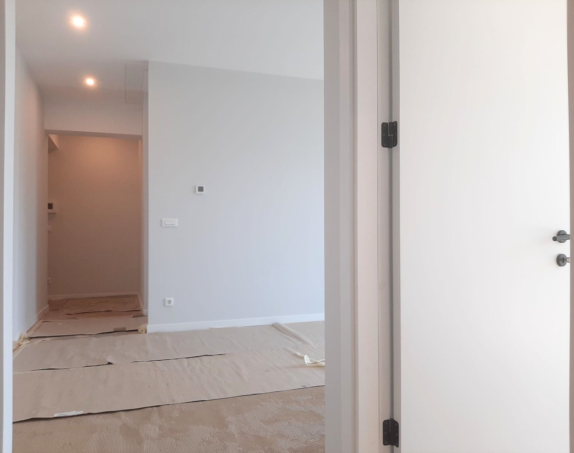 Vanzare Apartament modern cu 2 camere etaj 3 langa Petrom City — fotografia 12