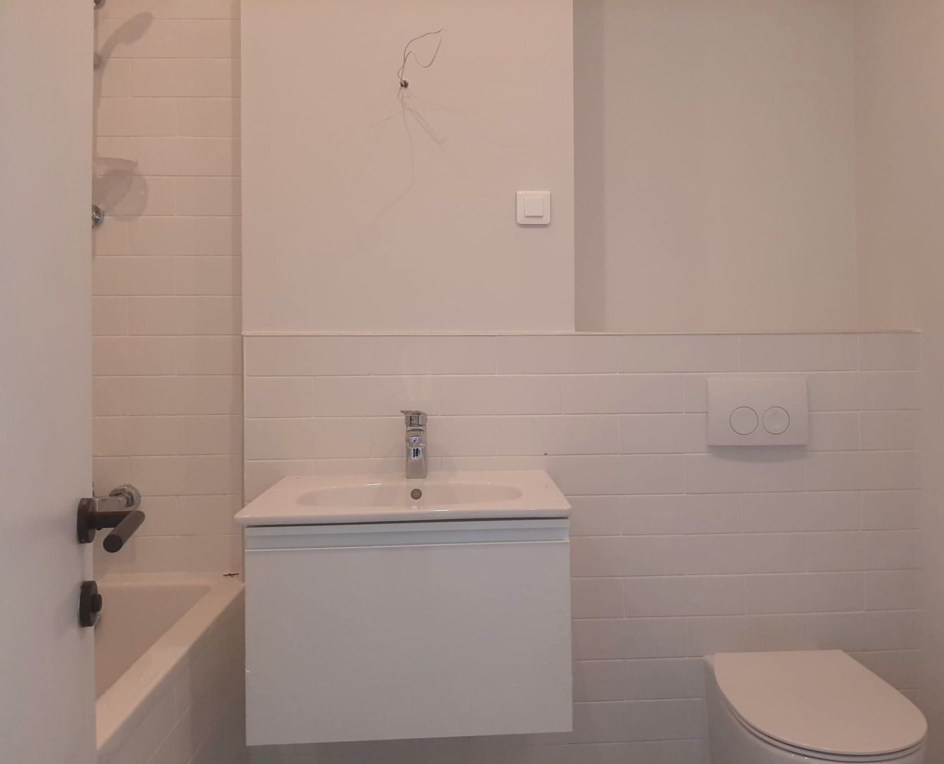 Vanzare Apartament modern cu 2 camere etaj 3 langa Petrom City — fotografia 13