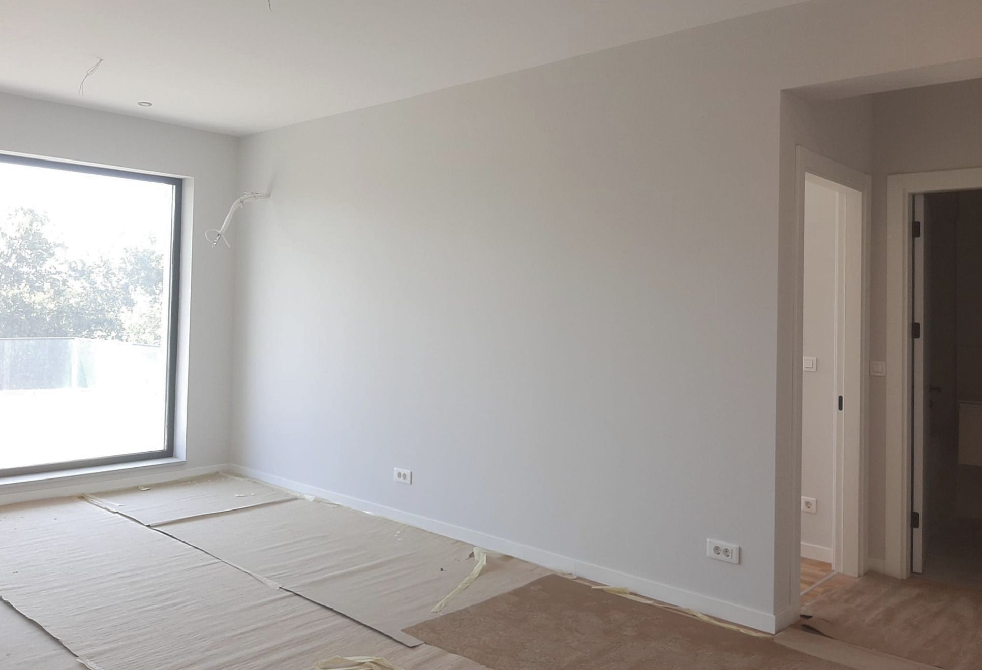 Vanzare Apartament modern cu 2 camere etaj 3 langa Petrom City — fotografia 3