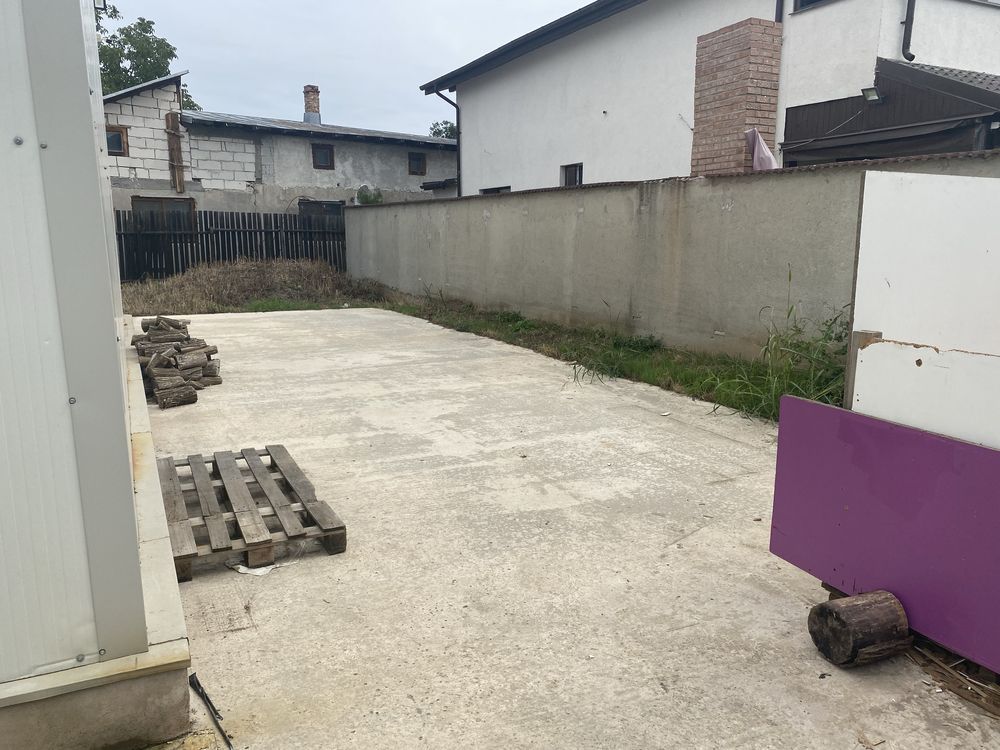 Hala de vanzare,Pantelimon — fotografia 6