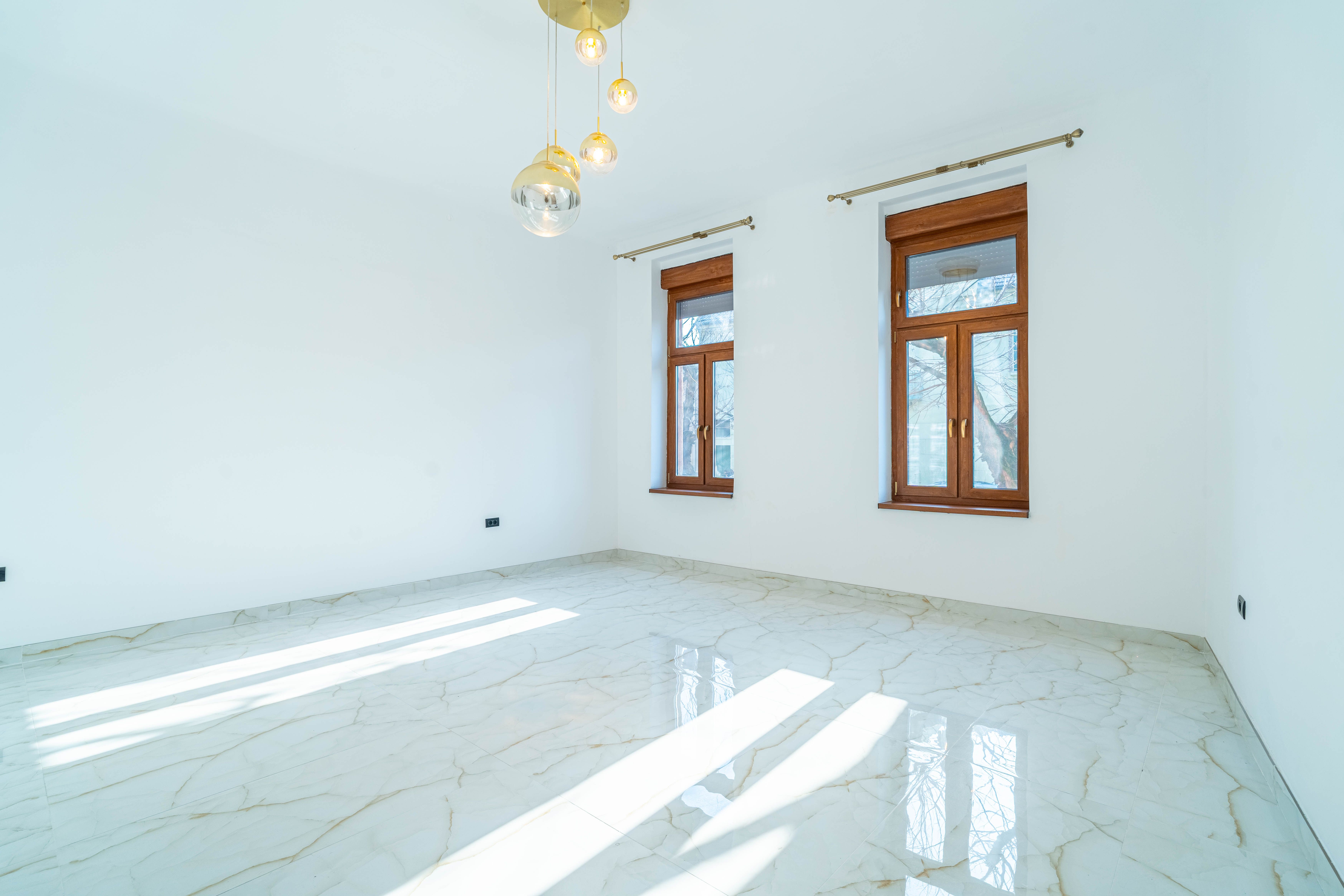 Apartament 2 camere parter înalt, amenajat complet. — fotografia 3