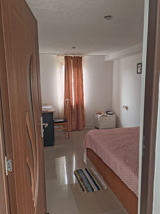 Casa parter+mansarda si teren in Lipovat, Vaslui — fotografia 9